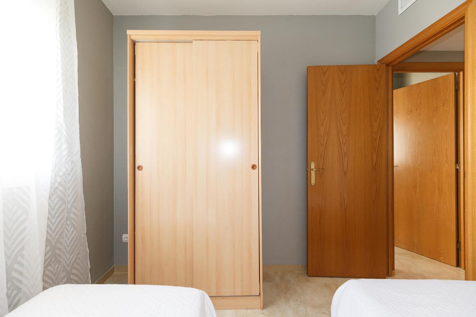 Uhc Golden Pineda Apartamento