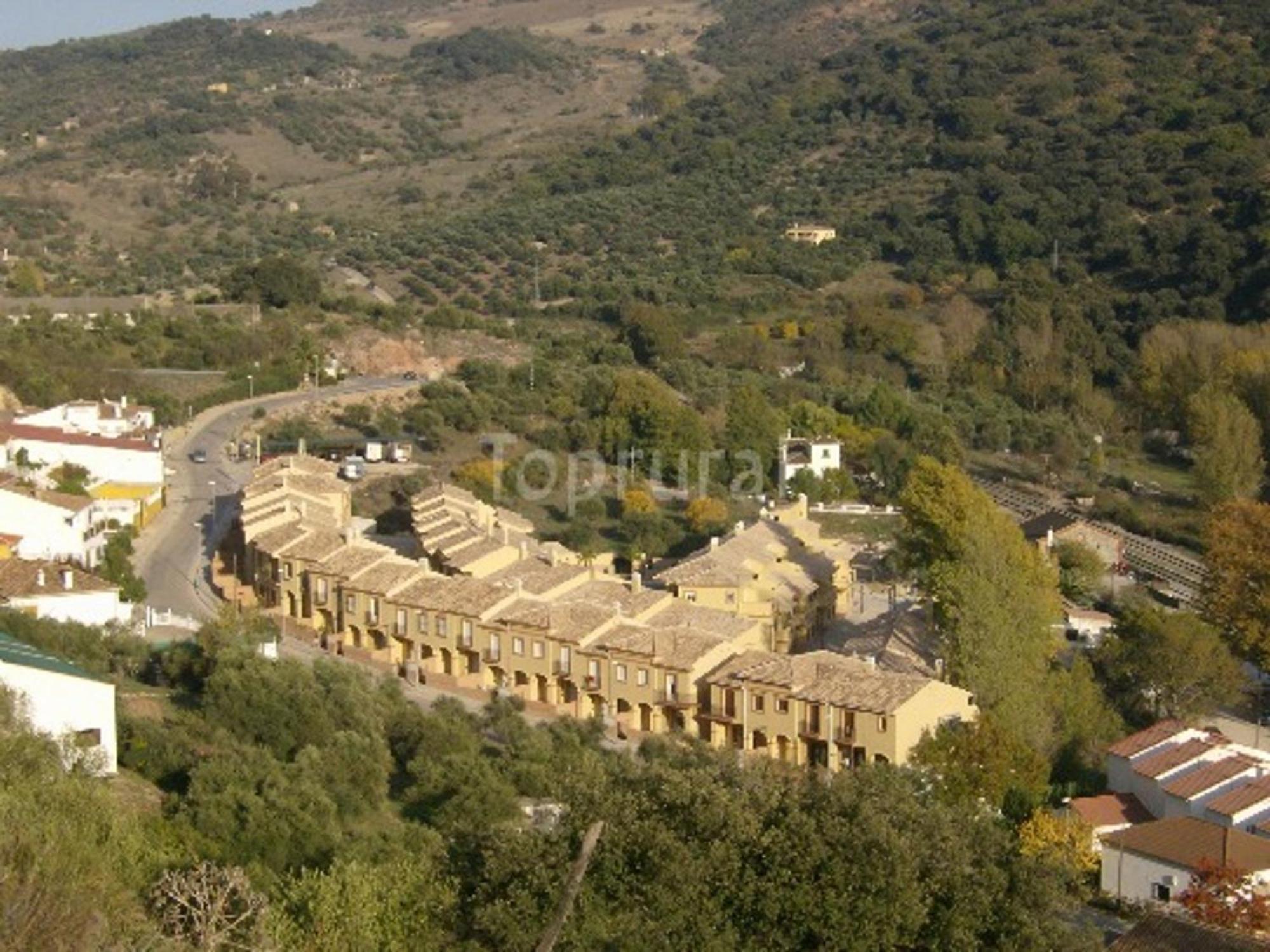 Casas De 15 * Benaojan