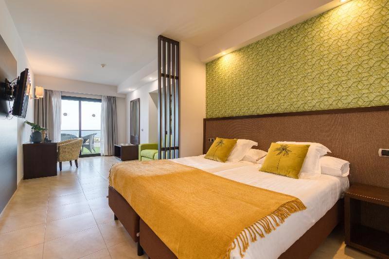 Occidental Roca Negra Hotel Agaete (Gran Canaria)