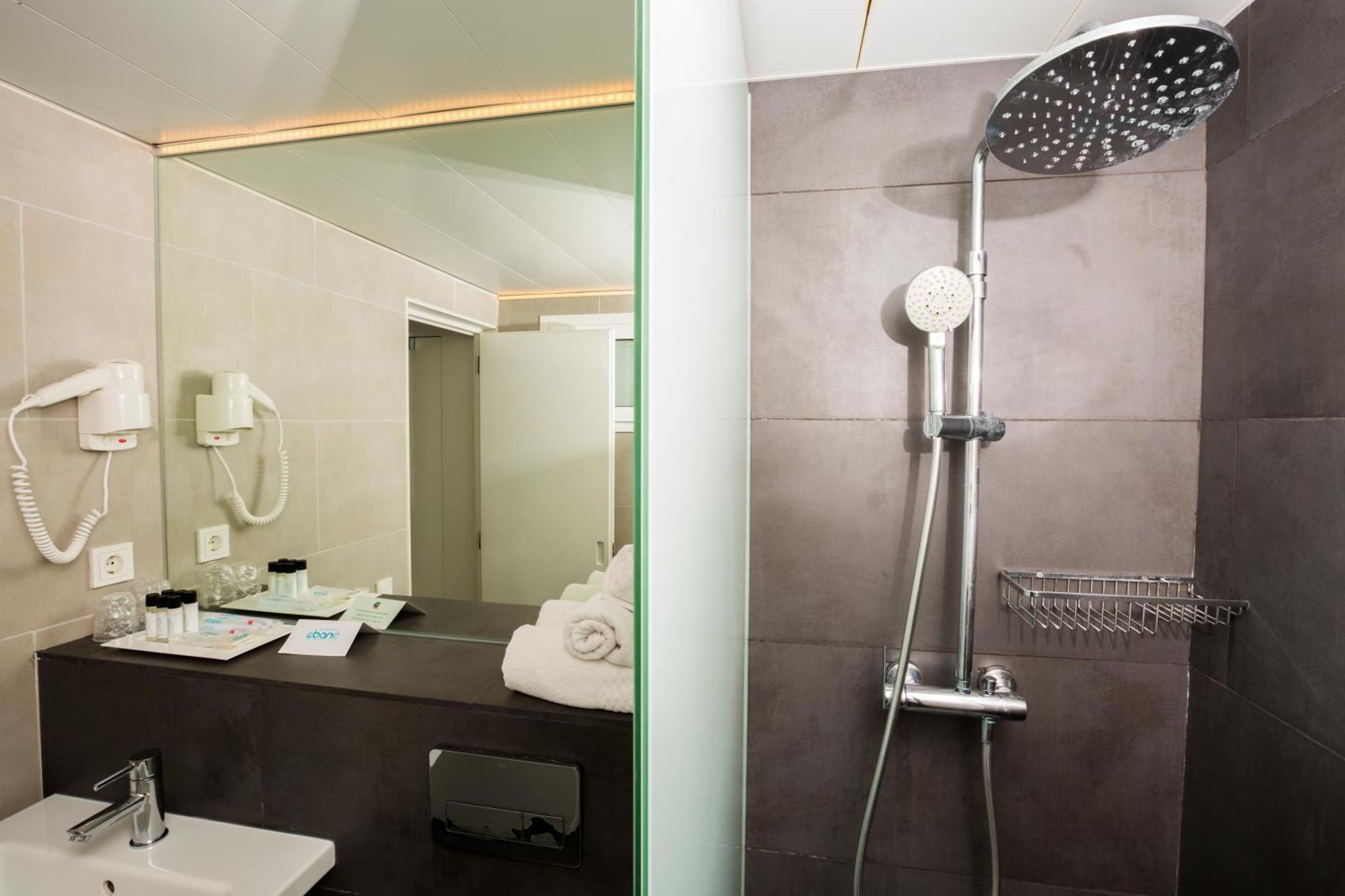 Apartahotel Ebano & (adults Only) Playa d'en Bossa
