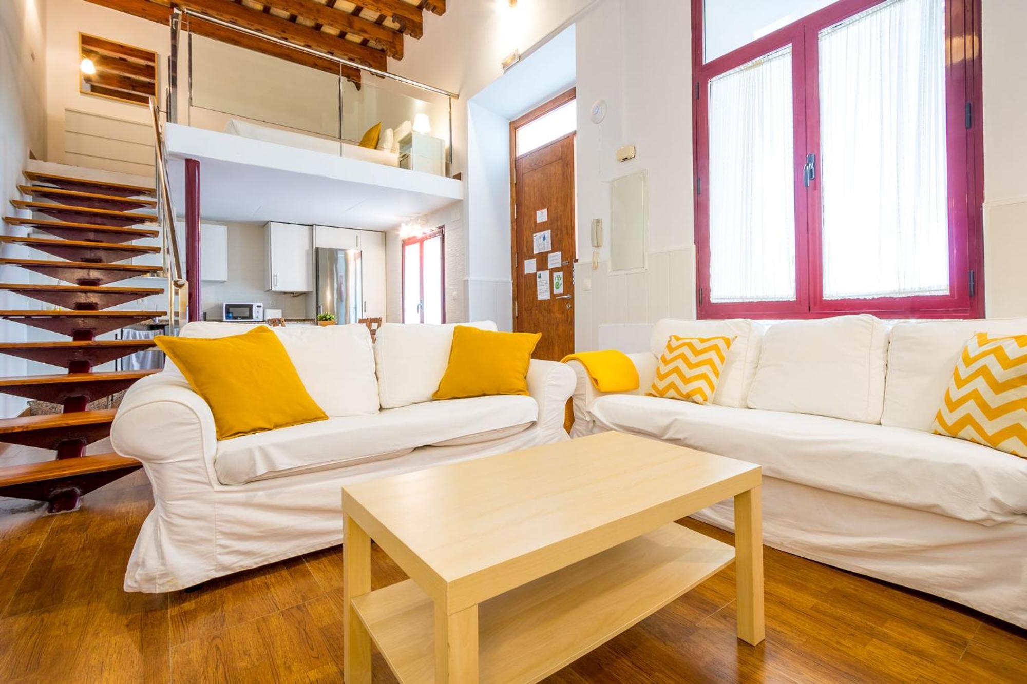 Sherry Center Apartment *