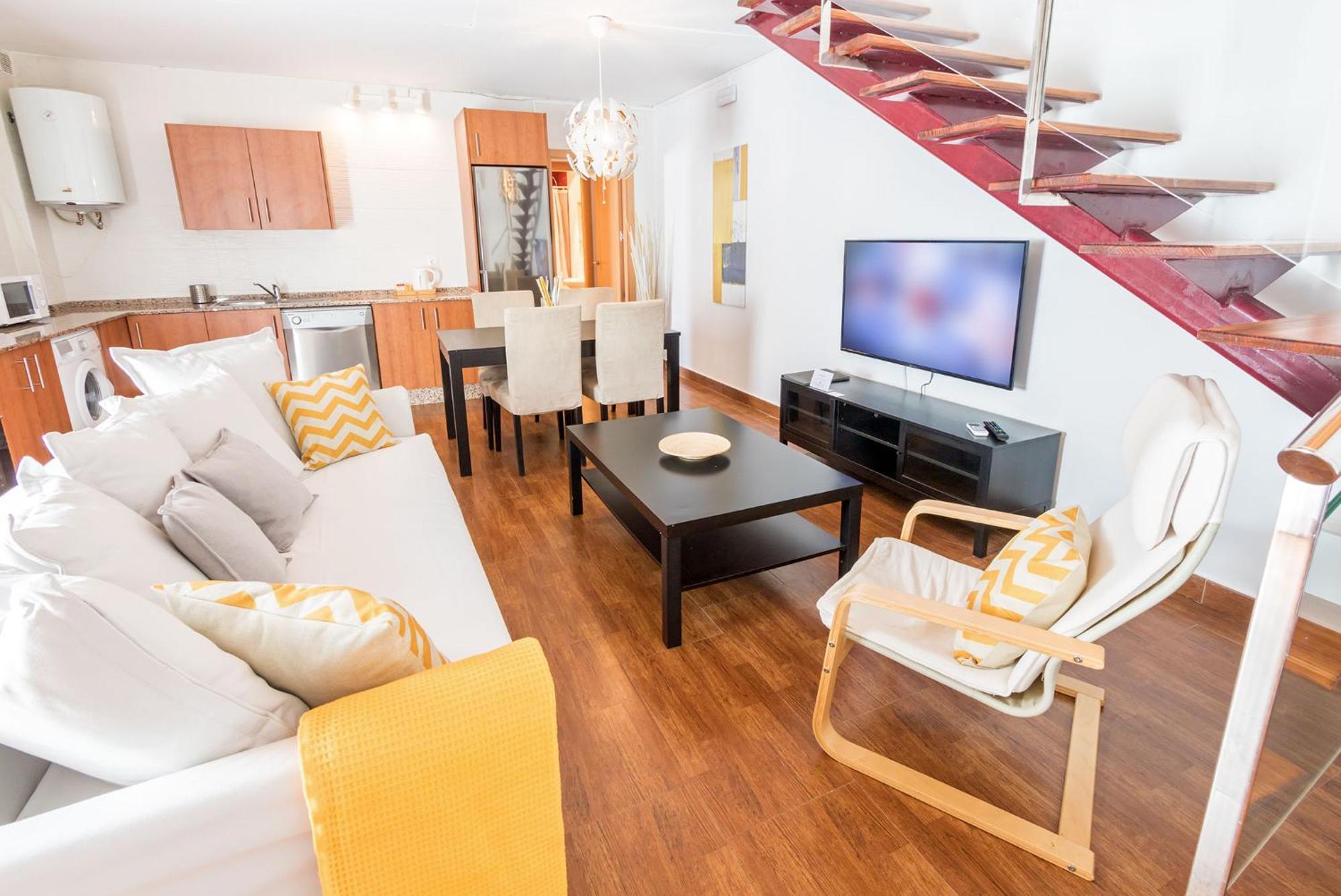 Sherry Center Apartment *