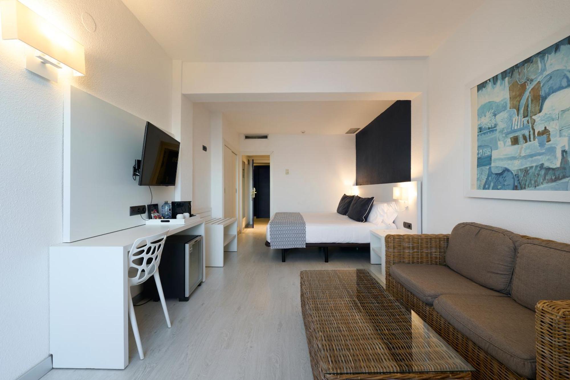 Hotel Catalonia Del Mar - Adults Only Cala Bona (Mallorca)