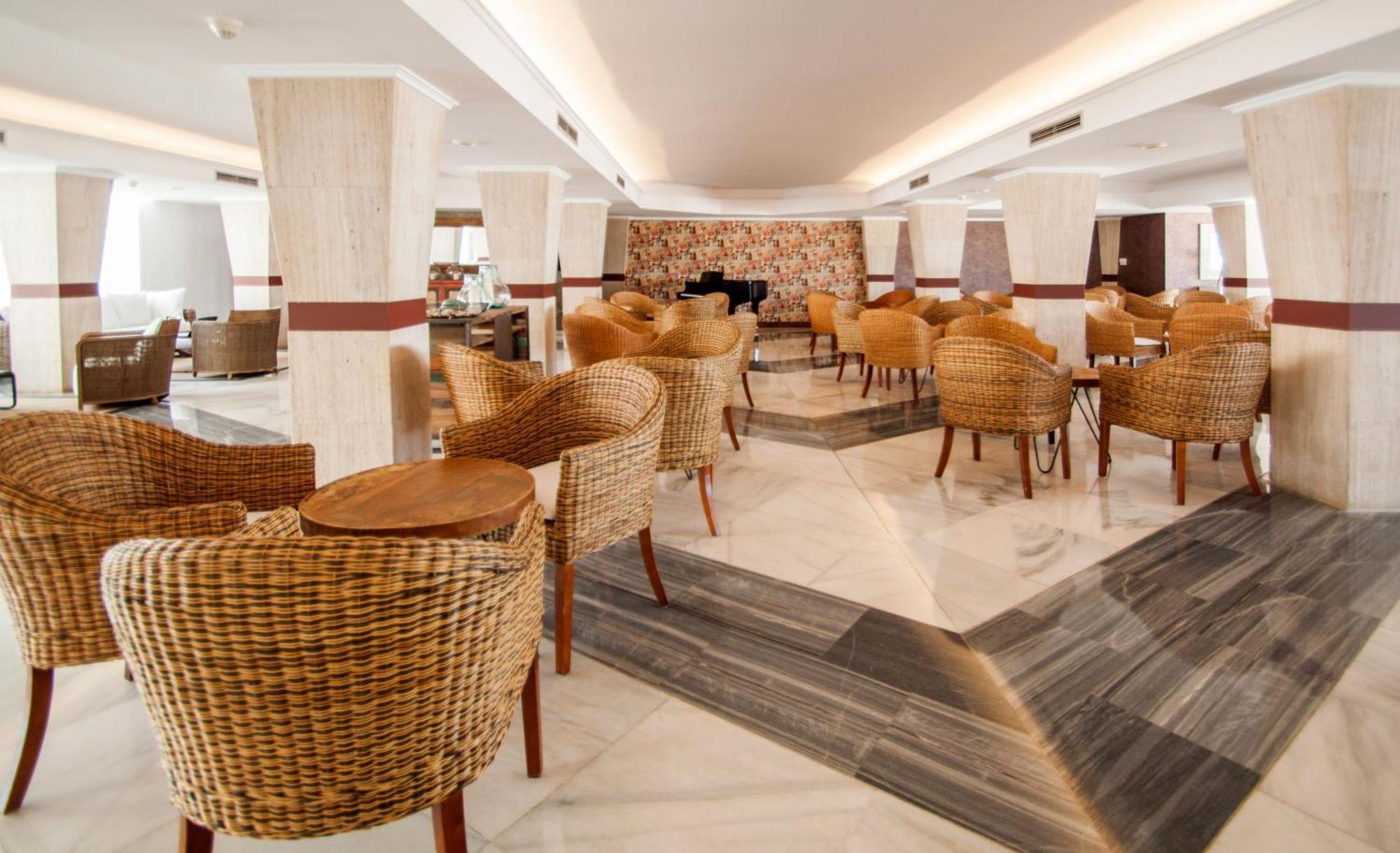 Catalonia Del Mar - Adults Only Hotel