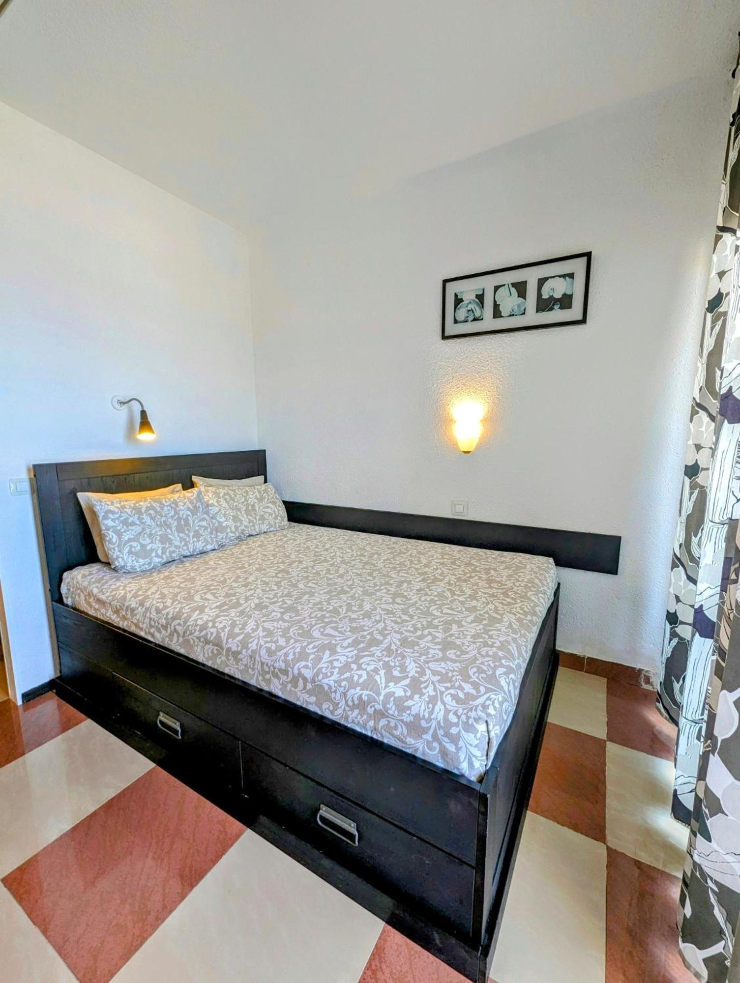 Apartamento Tenerife - Ocean View And Internet Wifi Optical Fiber - For Rent *