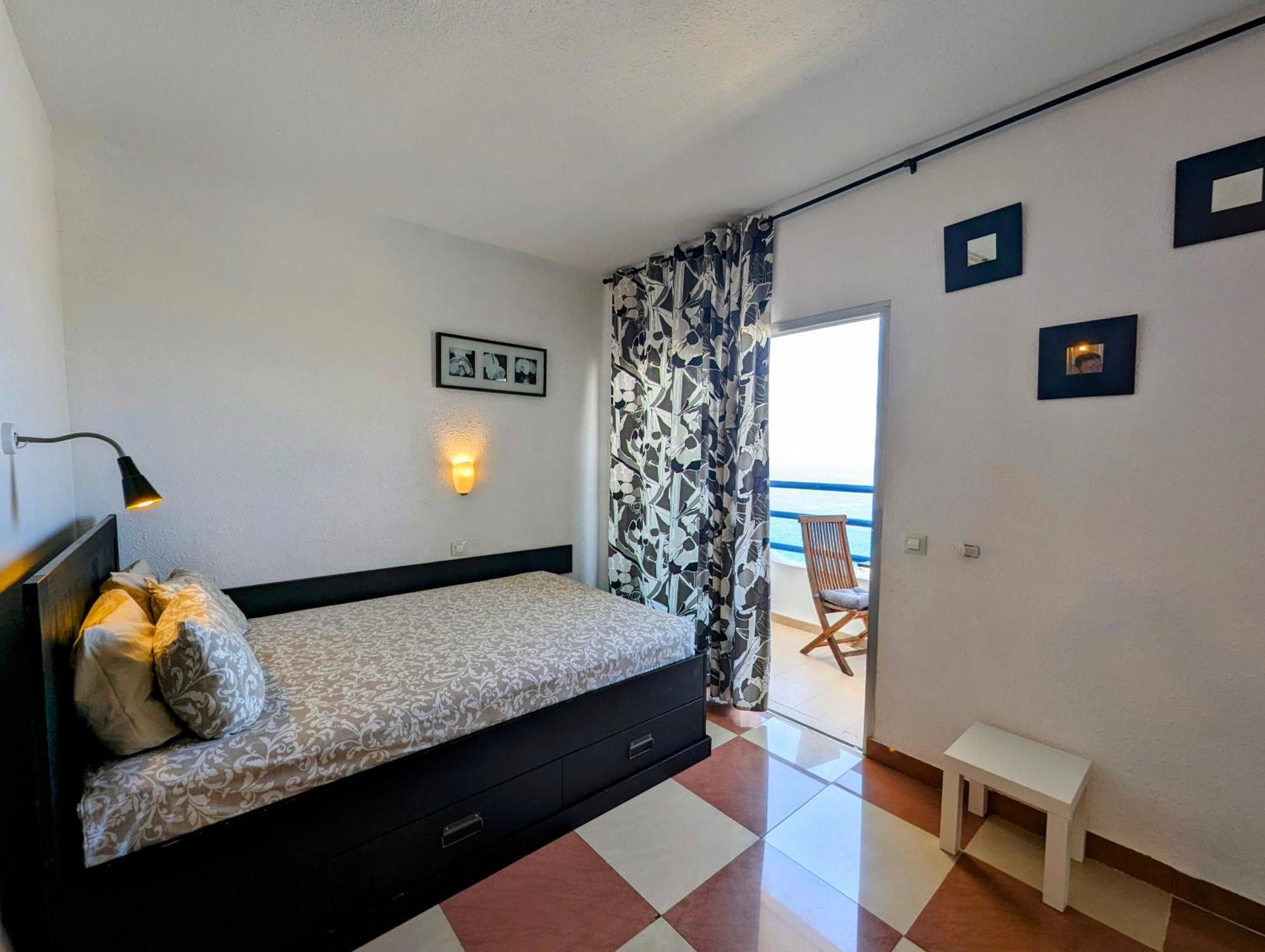 Apartamento Tenerife - Ocean View And Internet Wifi Optical Fiber - For Rent *