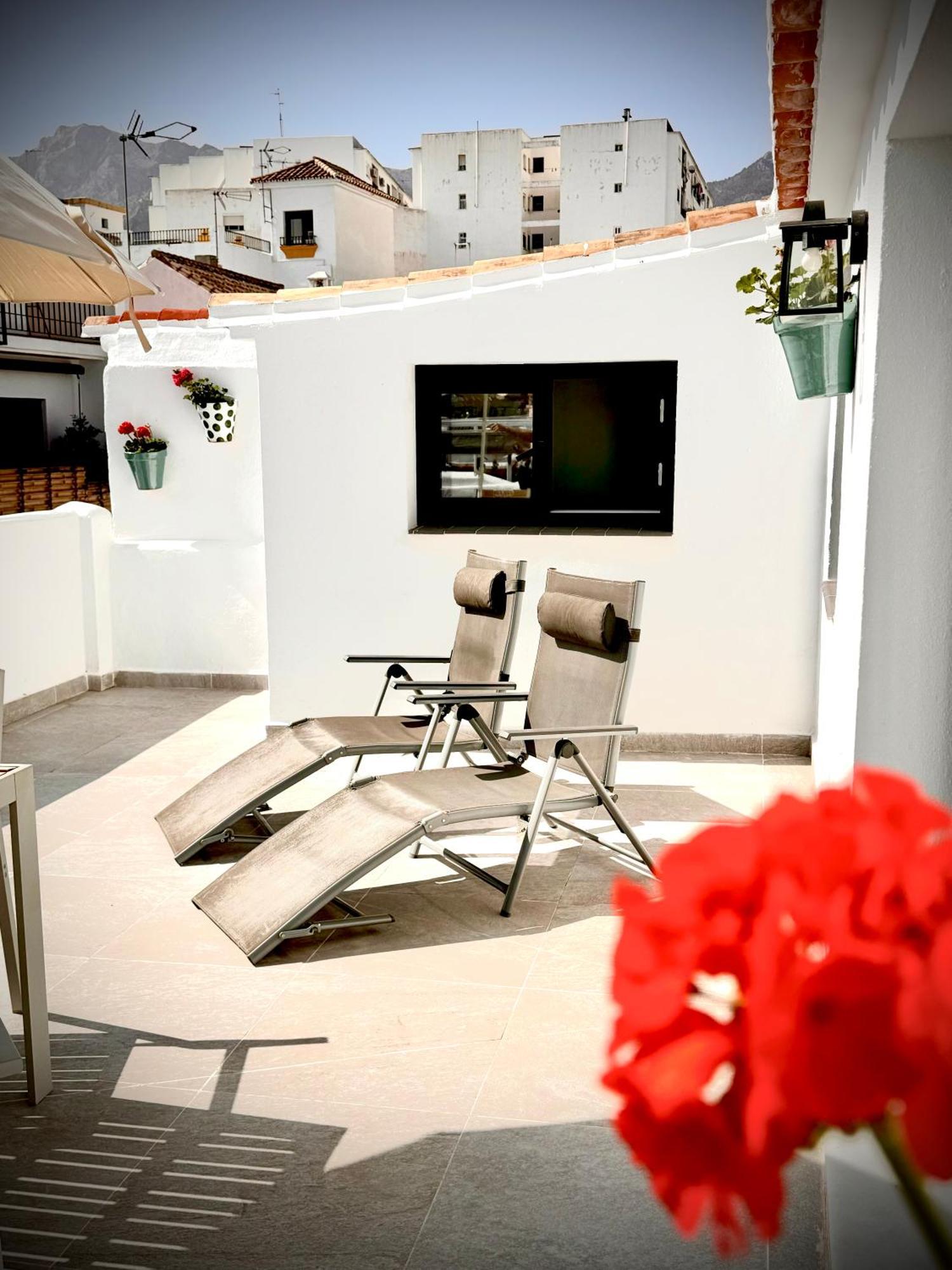 Village Apartahotel