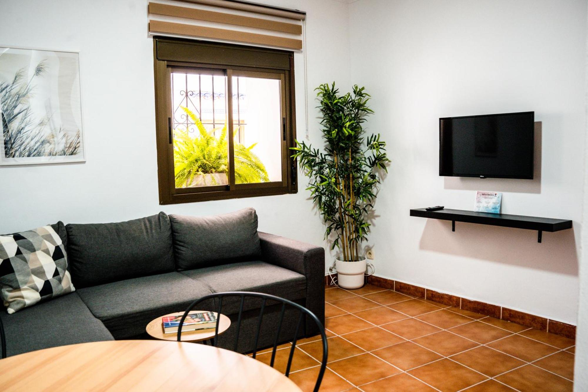Village Apartahotel