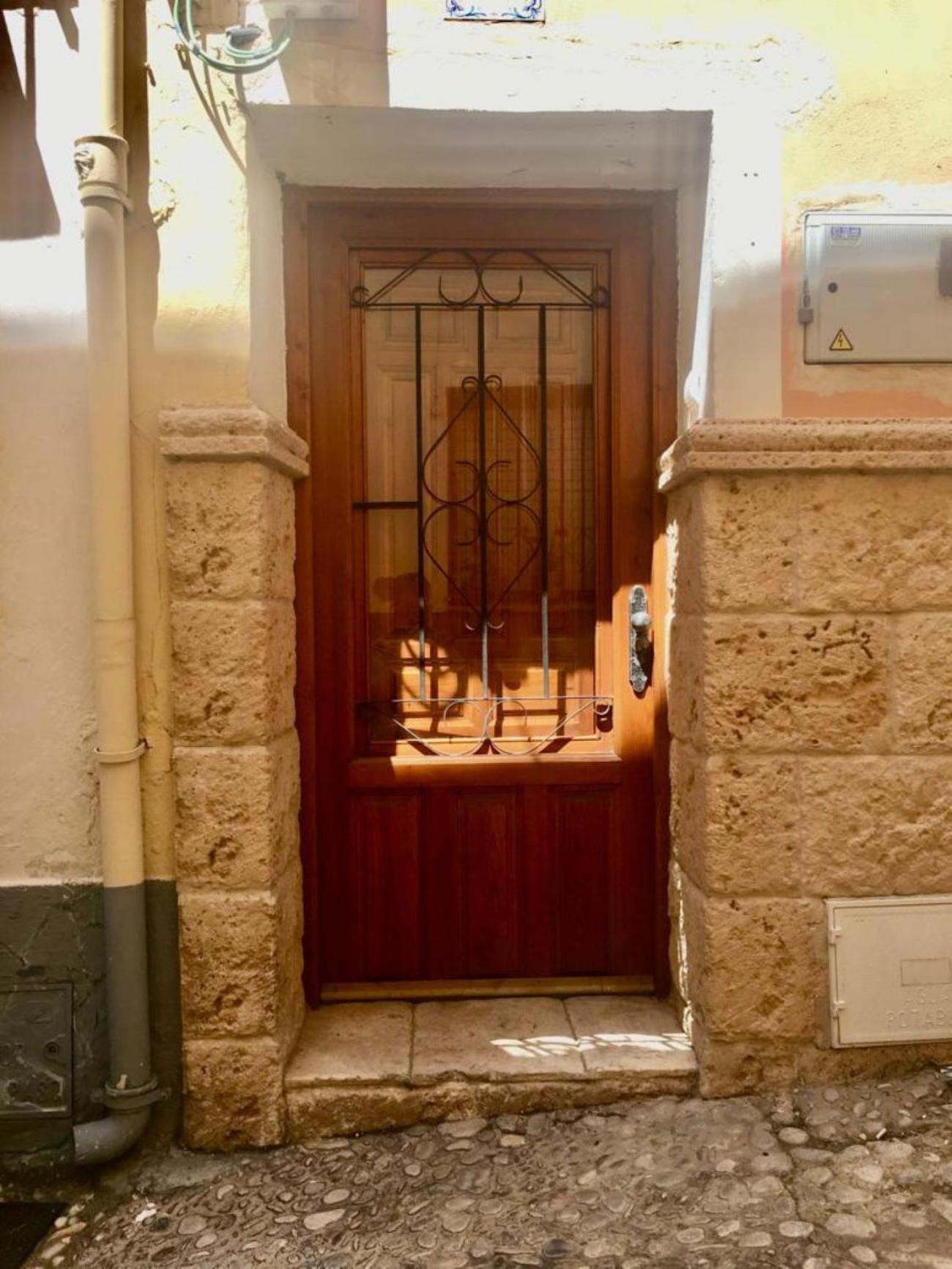 La Casita De Las Hadas * Biar