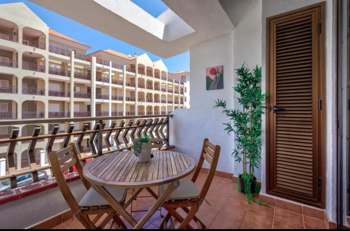 Mara's House With Heated Pool, Air Con And Second Mezzanine Bedroom Apartment