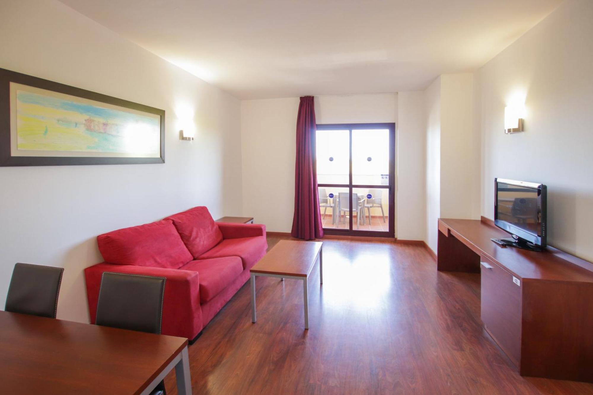 Hotel Ohtels 4*
