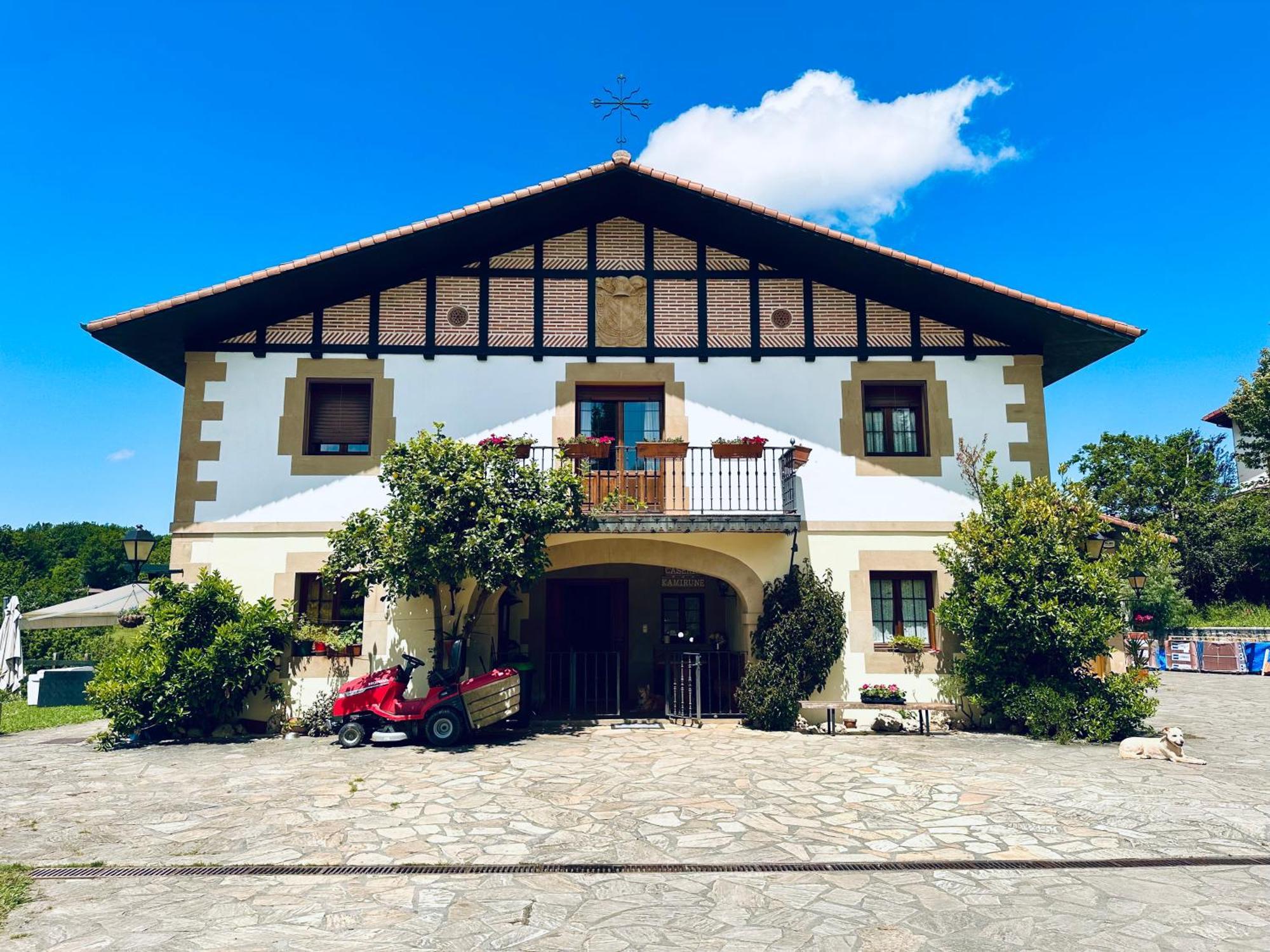 Caserio Kamirune Casa rural *