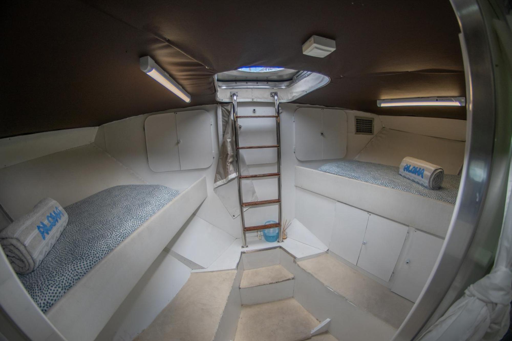 Hotel en barco Boat Aloha