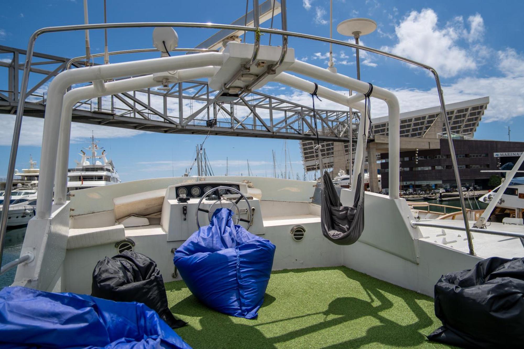 Hotel en barco Boat Aloha