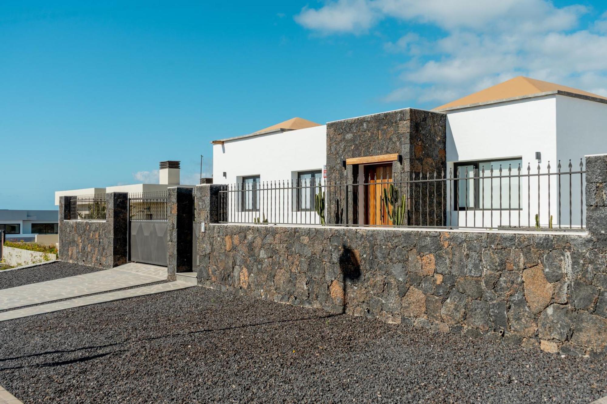 Sea Breeze Piscina Vista Mare Aria Condizionata (adults Only) * Corralejo