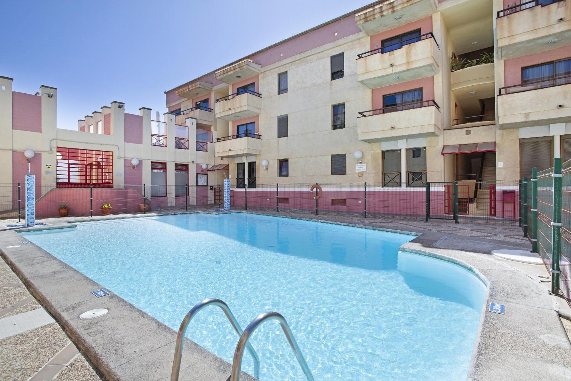 Con Piscina Apartamento Arinaga