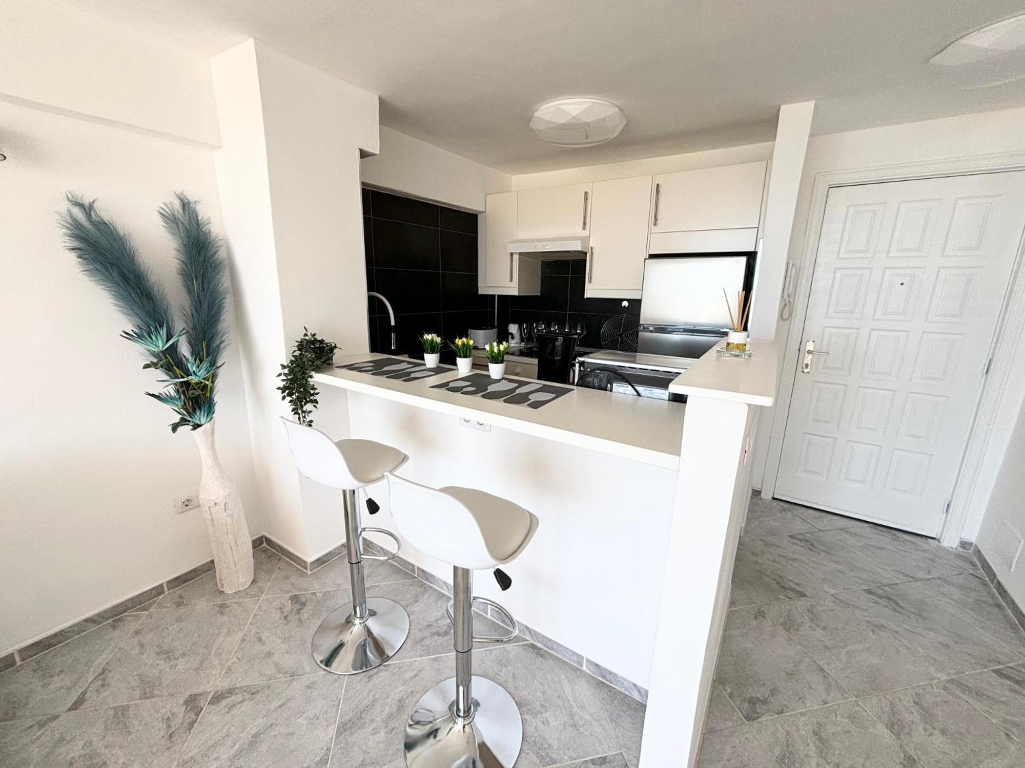 Luxury Ocean View 6th Floor
