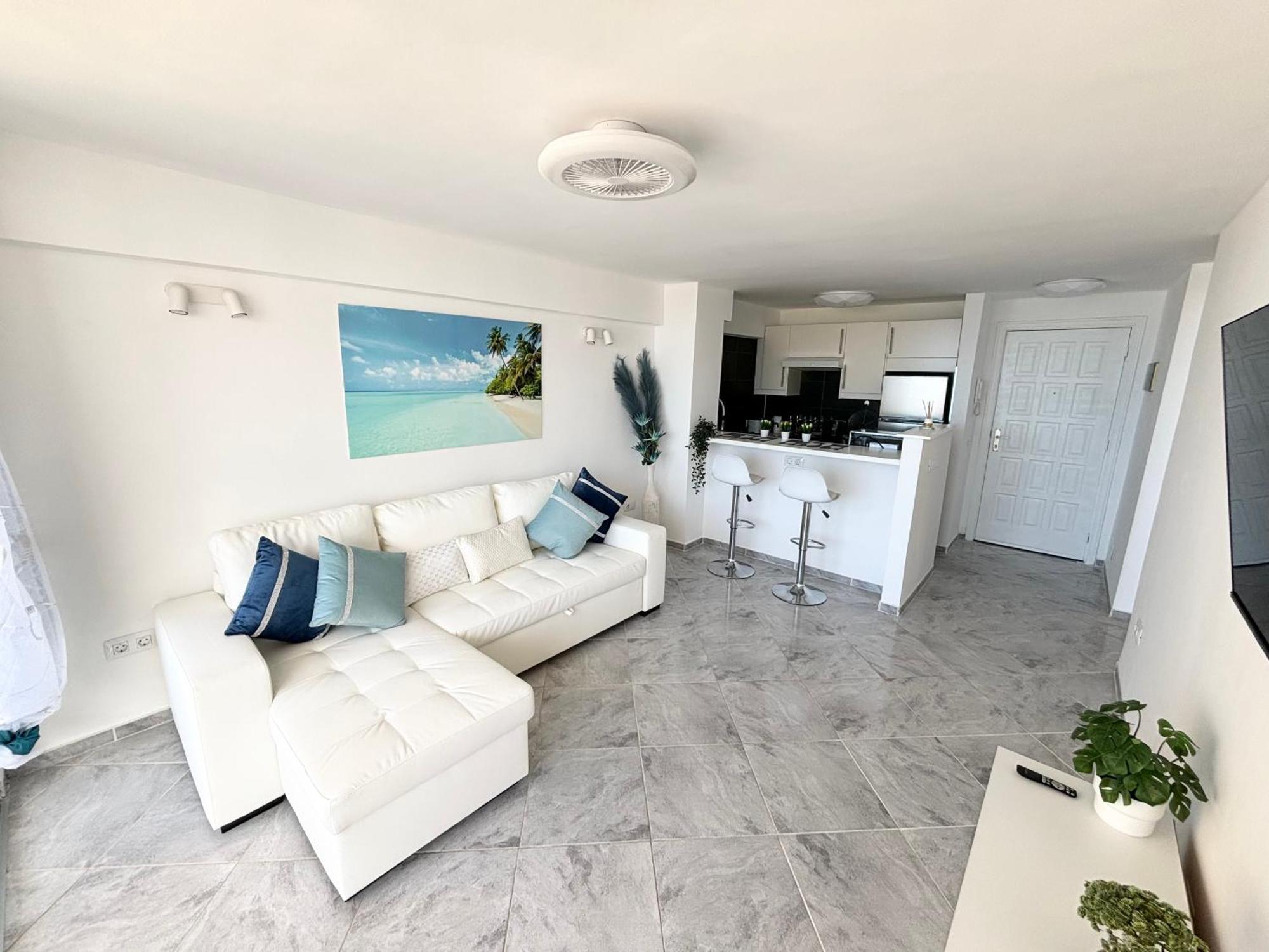 Luxury Ocean View 6th Floor Apartment *