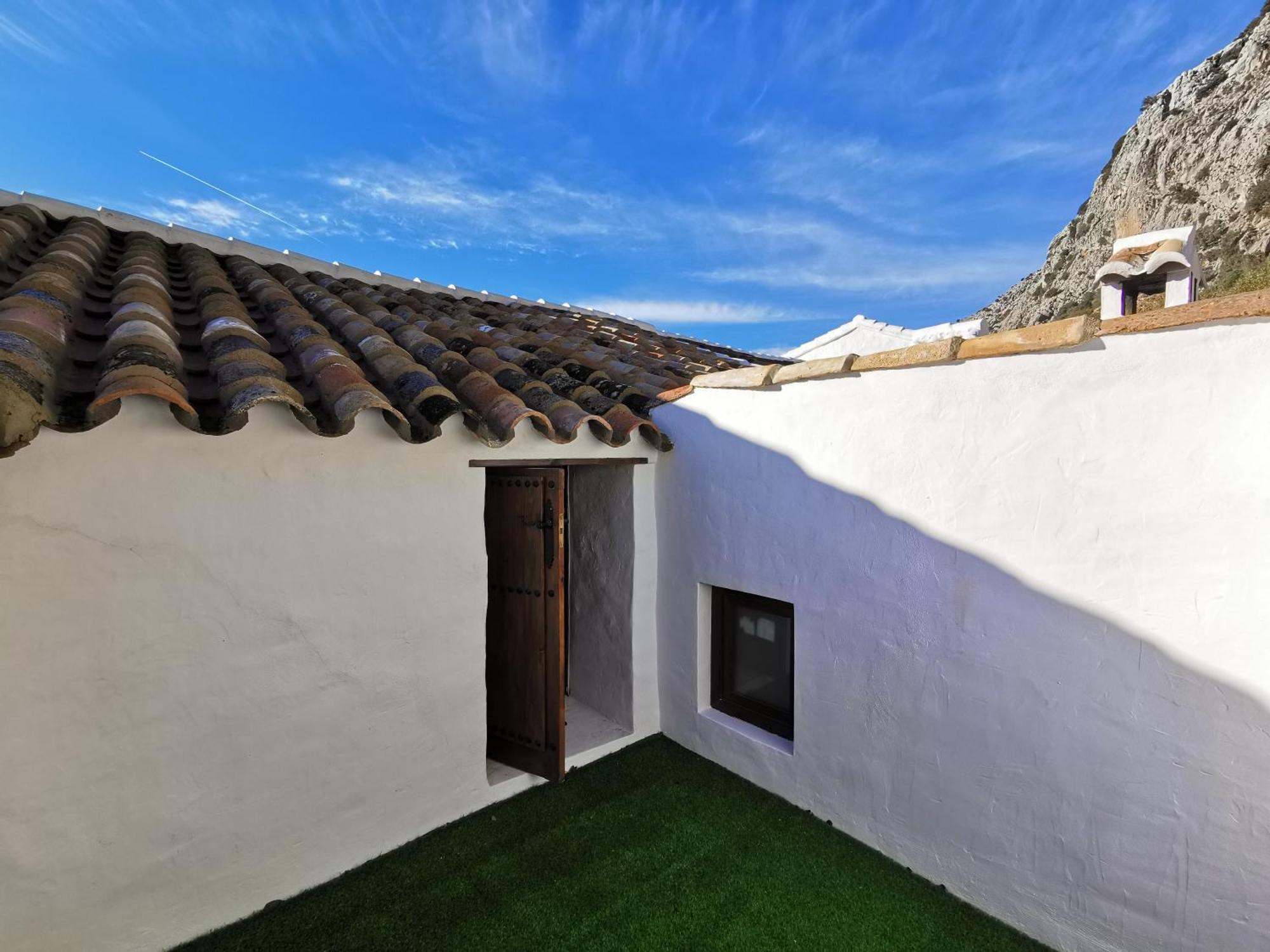 La Cuadra Holiday home Villaluenga Del Rosario