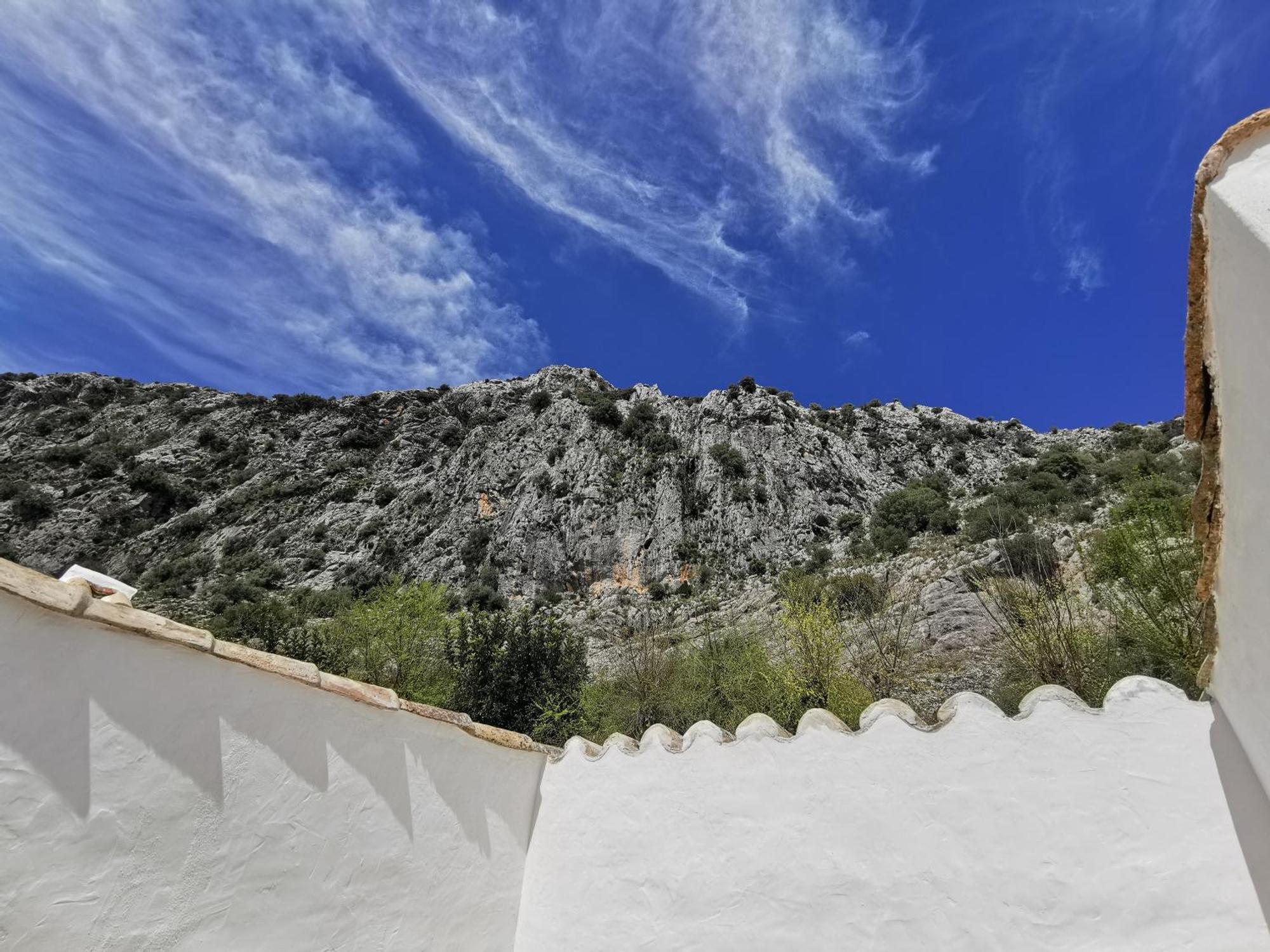La Cuadra *