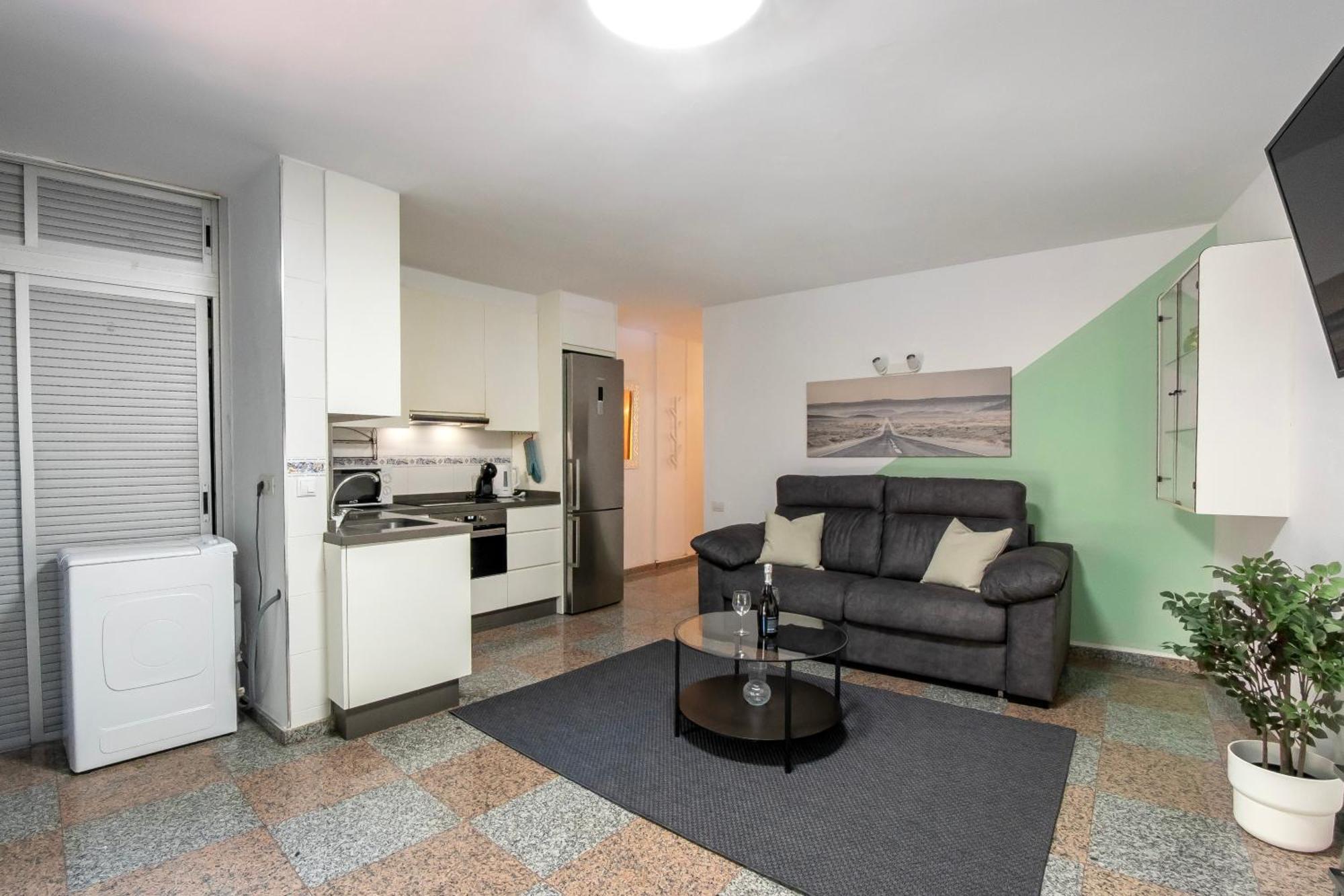 Apartamento Cosy 1bd Near Playa De Americas, 208 Playa de las Américas
