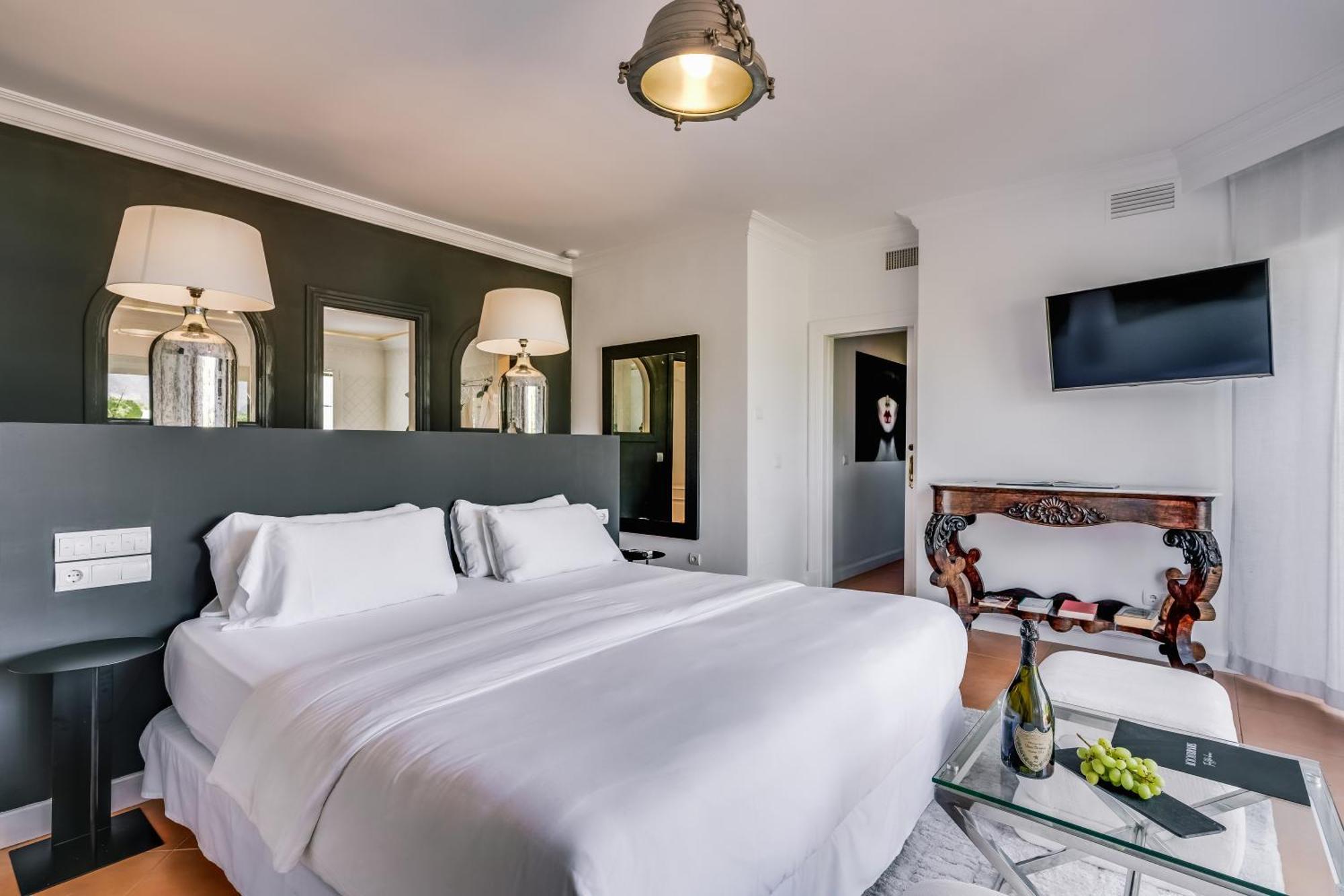 Molo Luxury Puerto Banus *