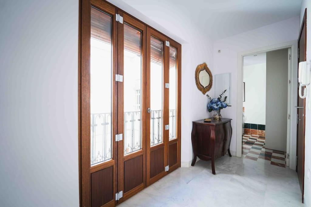 Atico Con Terraza Privada Cerca De La Catedral Apartment *