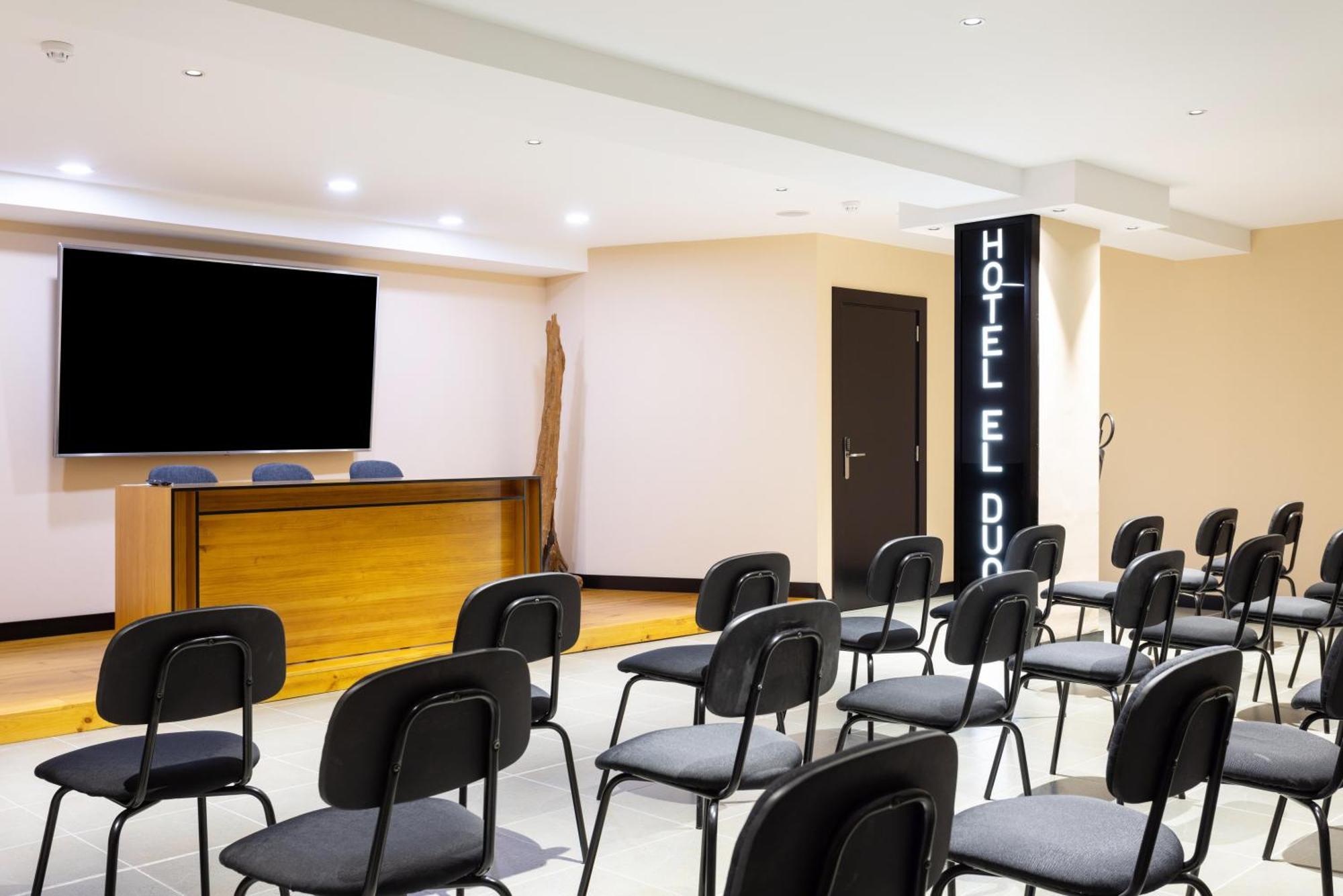 Aparthotel El Duque