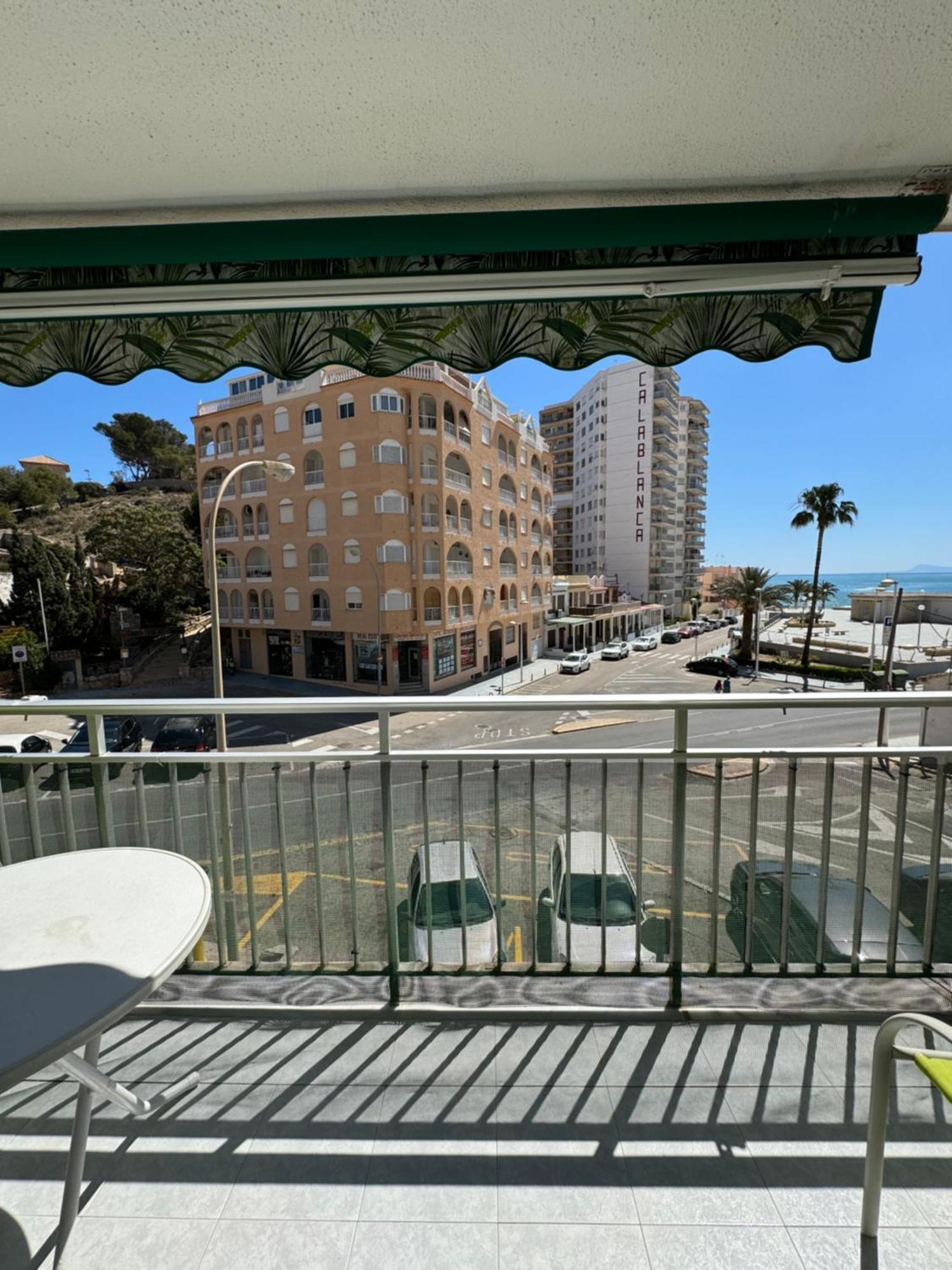 Encantador Piso Cerca De La Playa En Cullera Apartamento