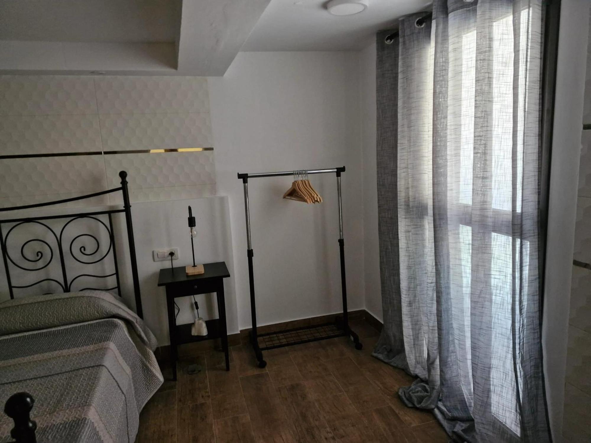 With Stunning Views In 50 M² + Close To The Sea *