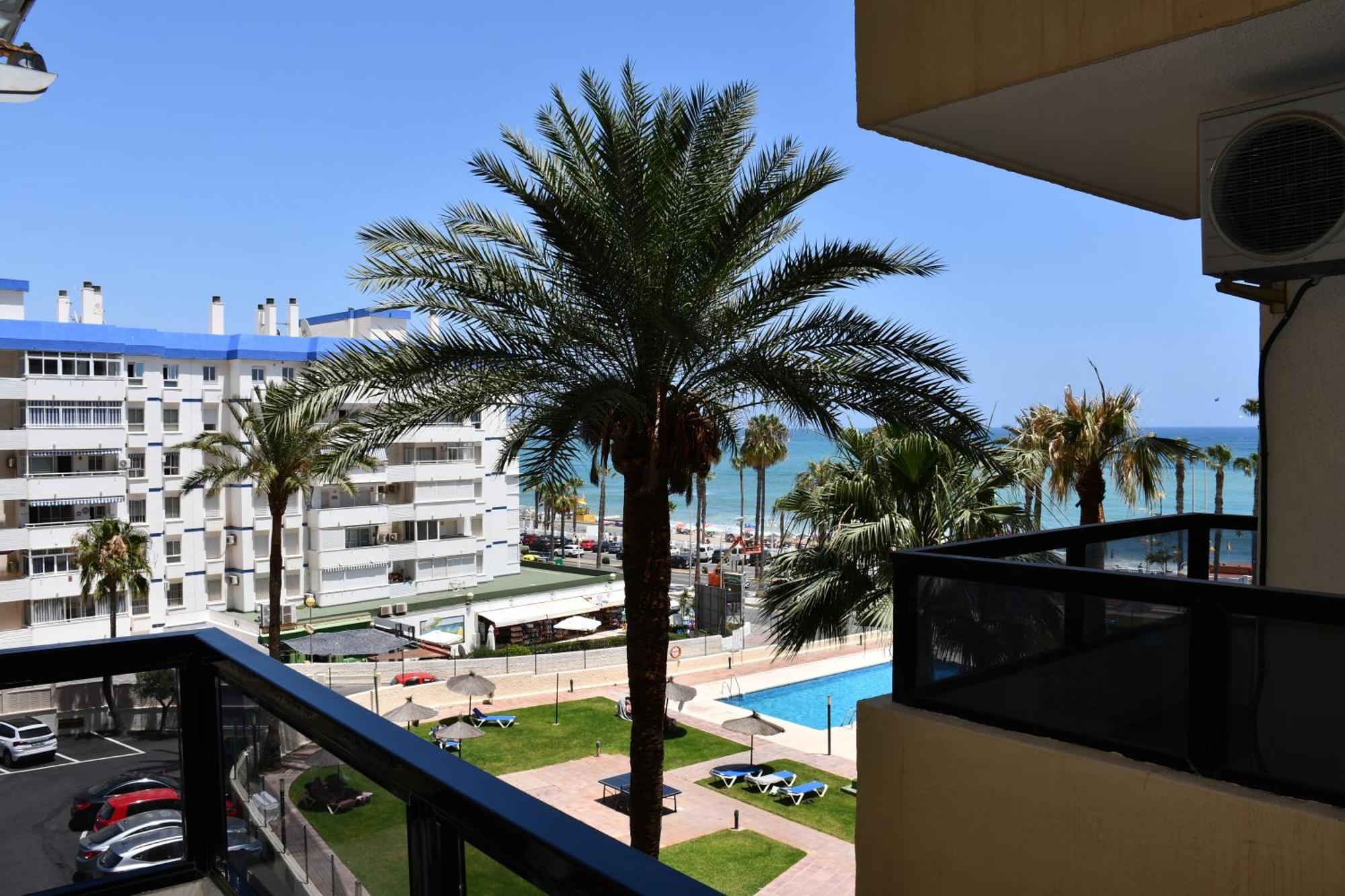 Turistico Aloha Playa Apartamento *