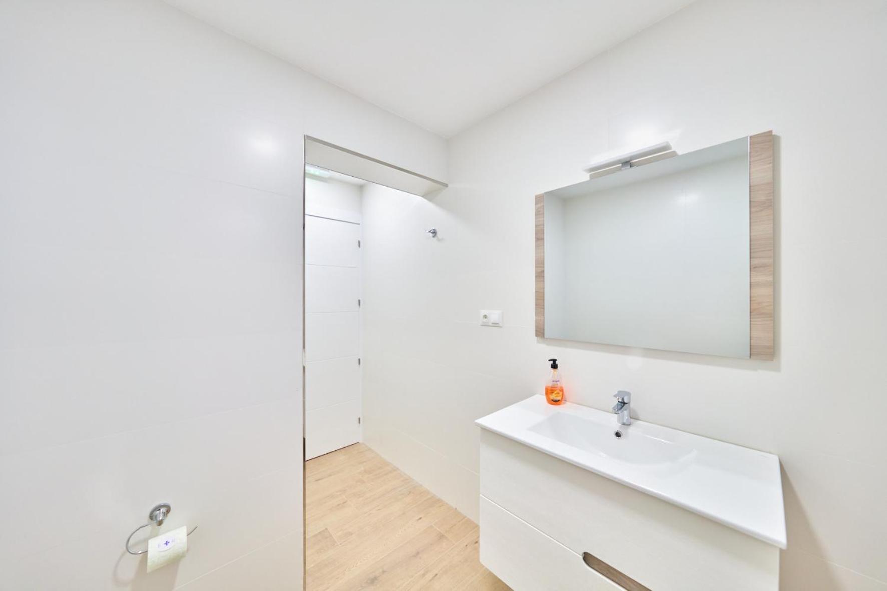 Apartamento Pintor Julio Visconti 5 *