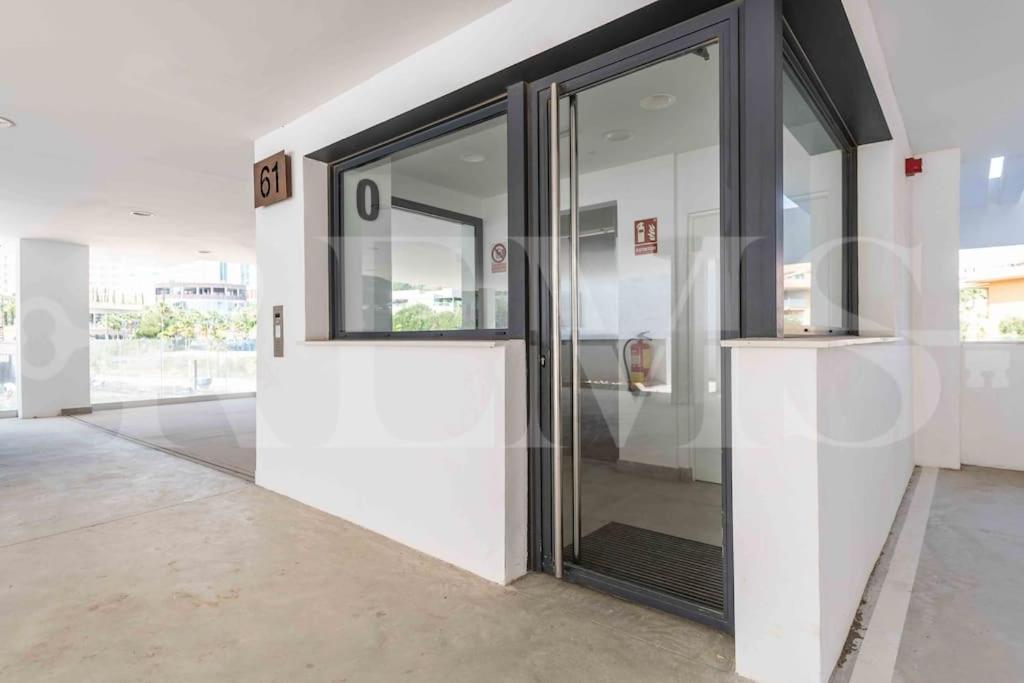 Lovely View With Private Jacuzzi & Terrace, Pool And Parking By Rems Apartamento