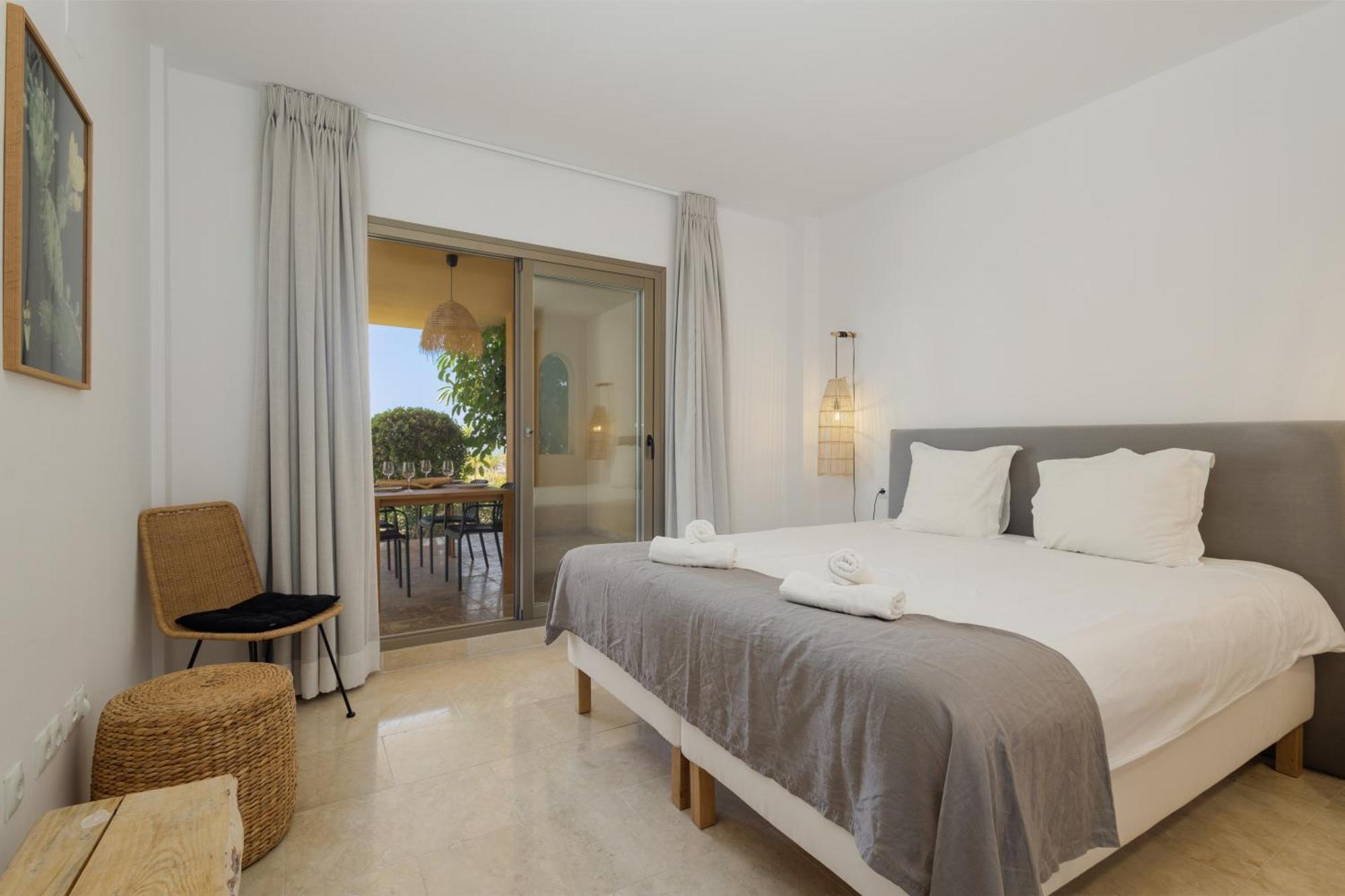 Modern&luxurious With Sea Views In Benahavís Estepona