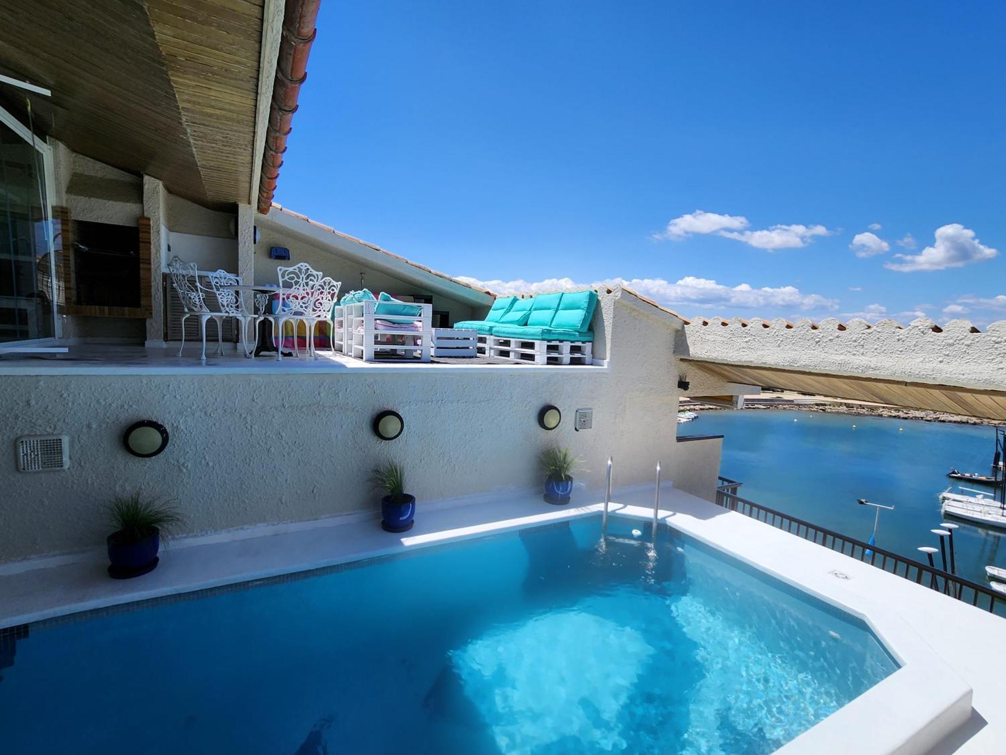 Solo Atico Guest Bed and breakfast *