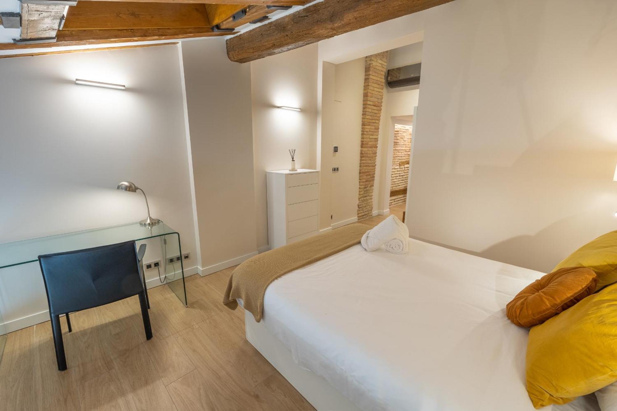 Tuapartamento - Boutique Plaza Del Castillo 29 Pamplona