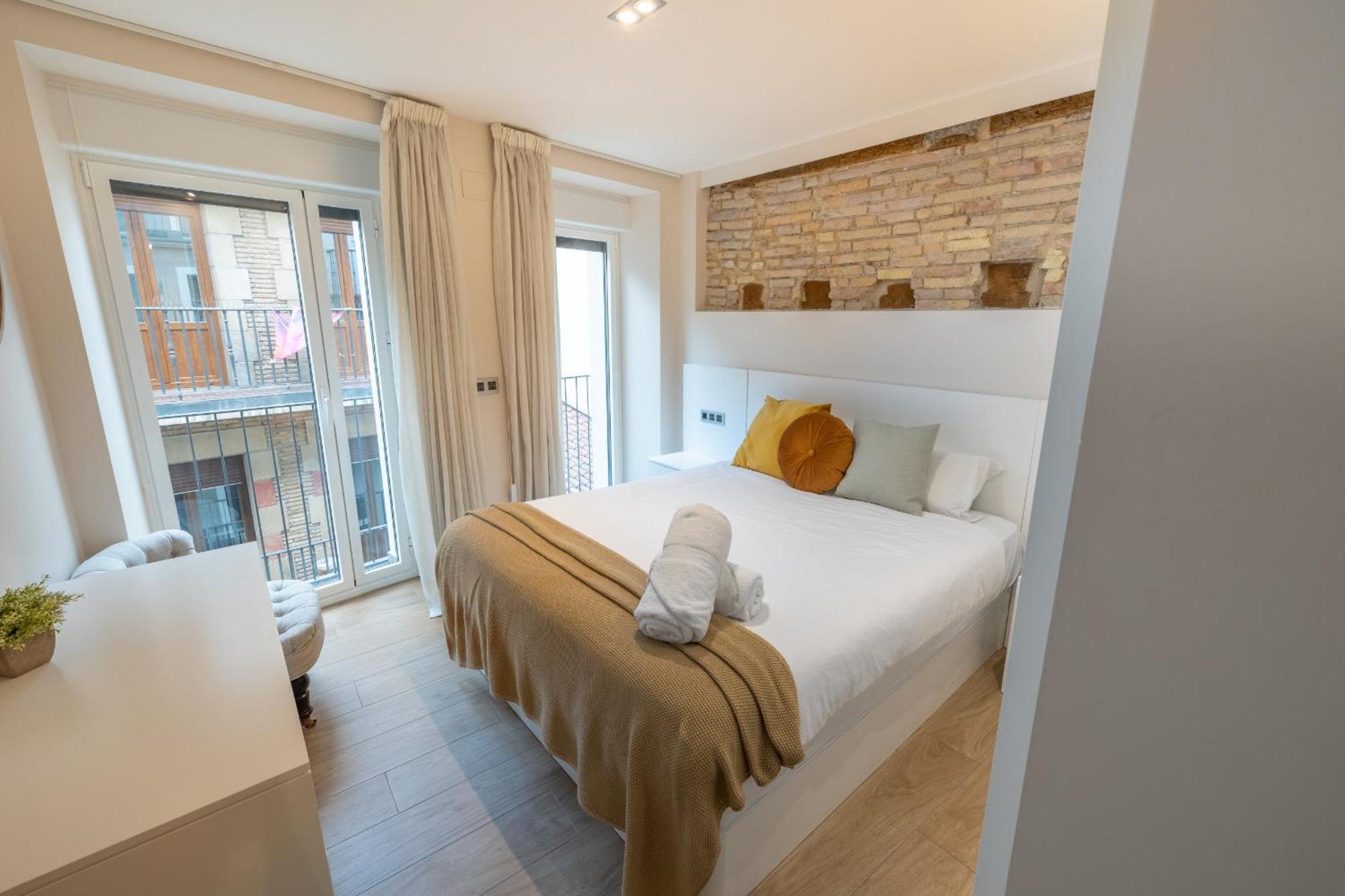 Apartamento Tuapartamento - Boutique Plaza Del Castillo 29 *