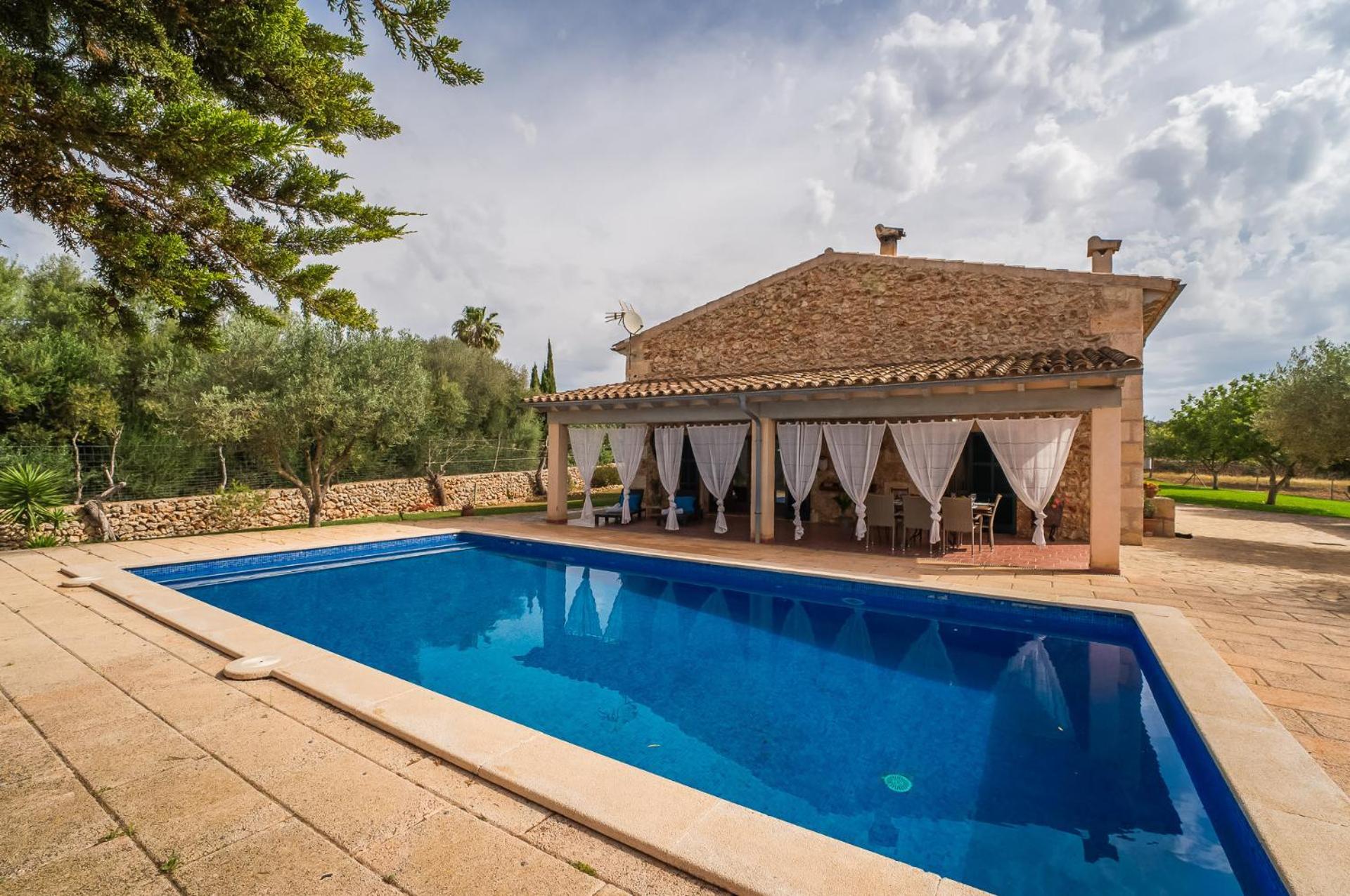 Ideal Mallorca - Sa Rota Santa Margalida