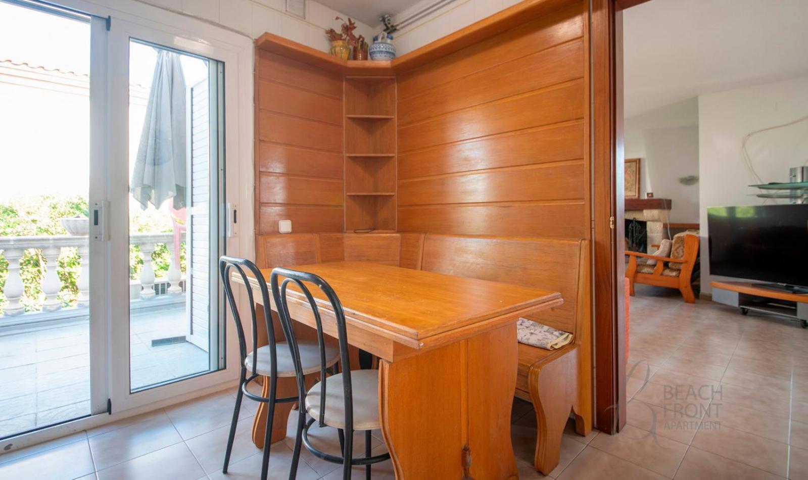 Villa R153 - Espaciosa Con Piscina Privada En Coma-ruga