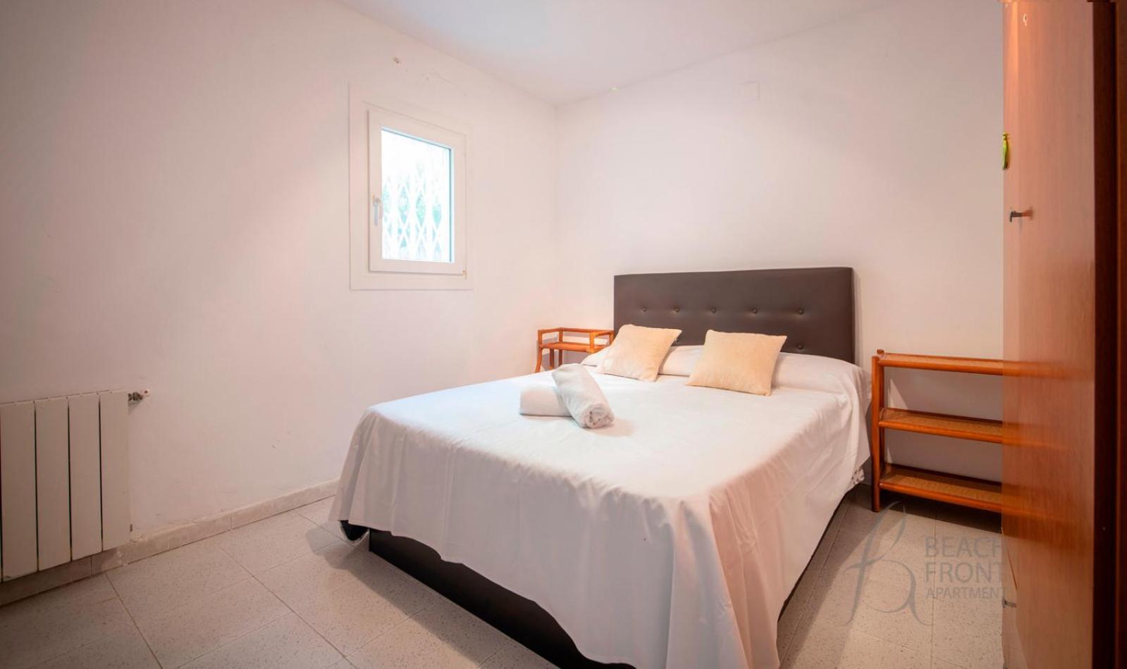 R153 - Espaciosa Con Piscina Privada En Villa *