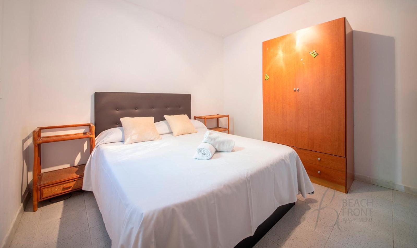 Villa R153 - Espaciosa Con Piscina Privada En Coma-ruga