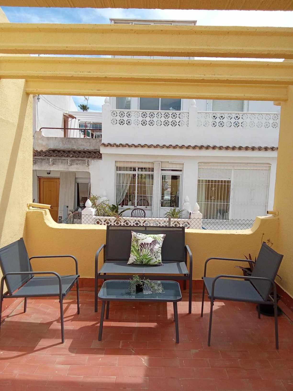 Torrevieja - San Miguel De Salinas, Entire Holiday home *