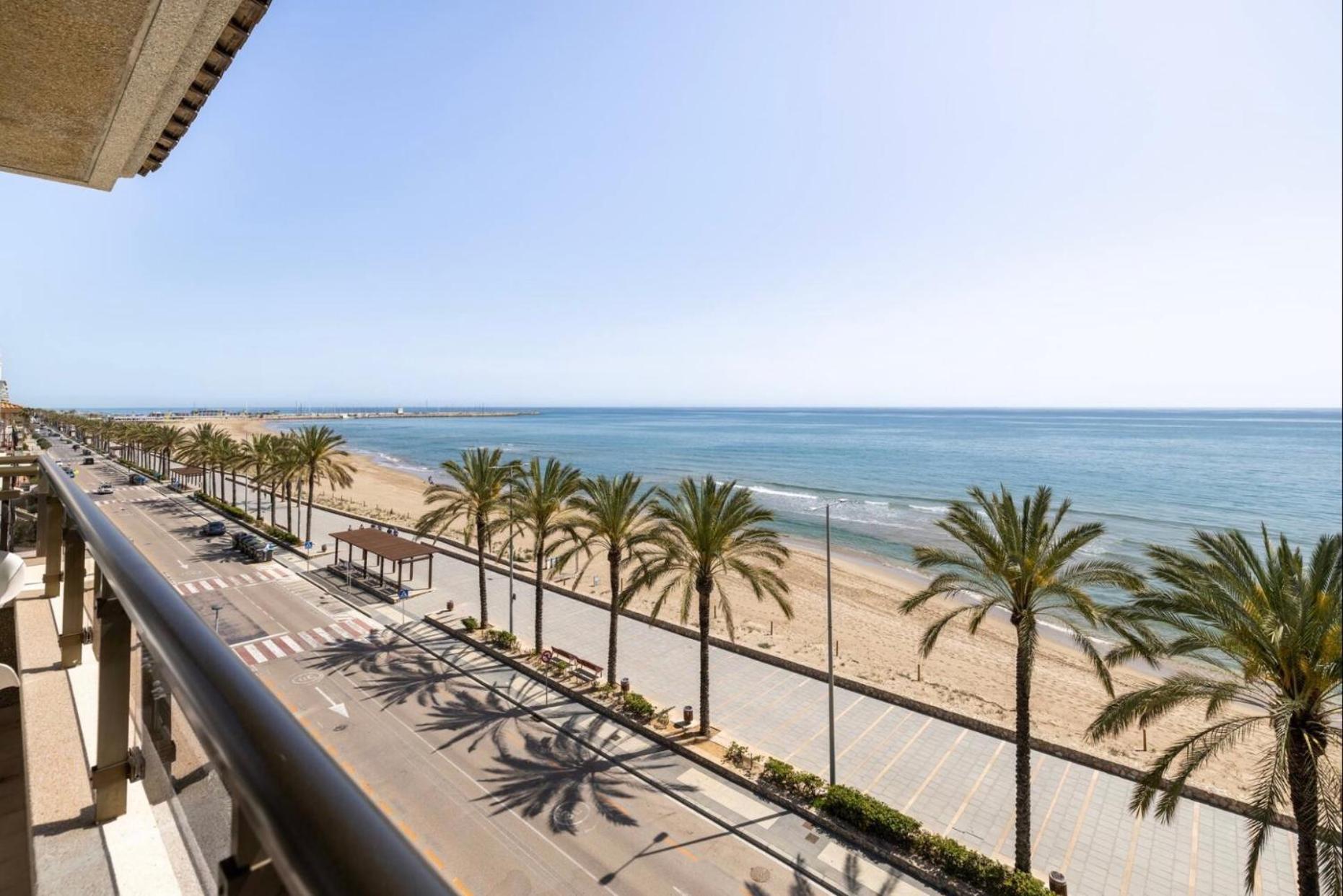 Apartment In Calafell