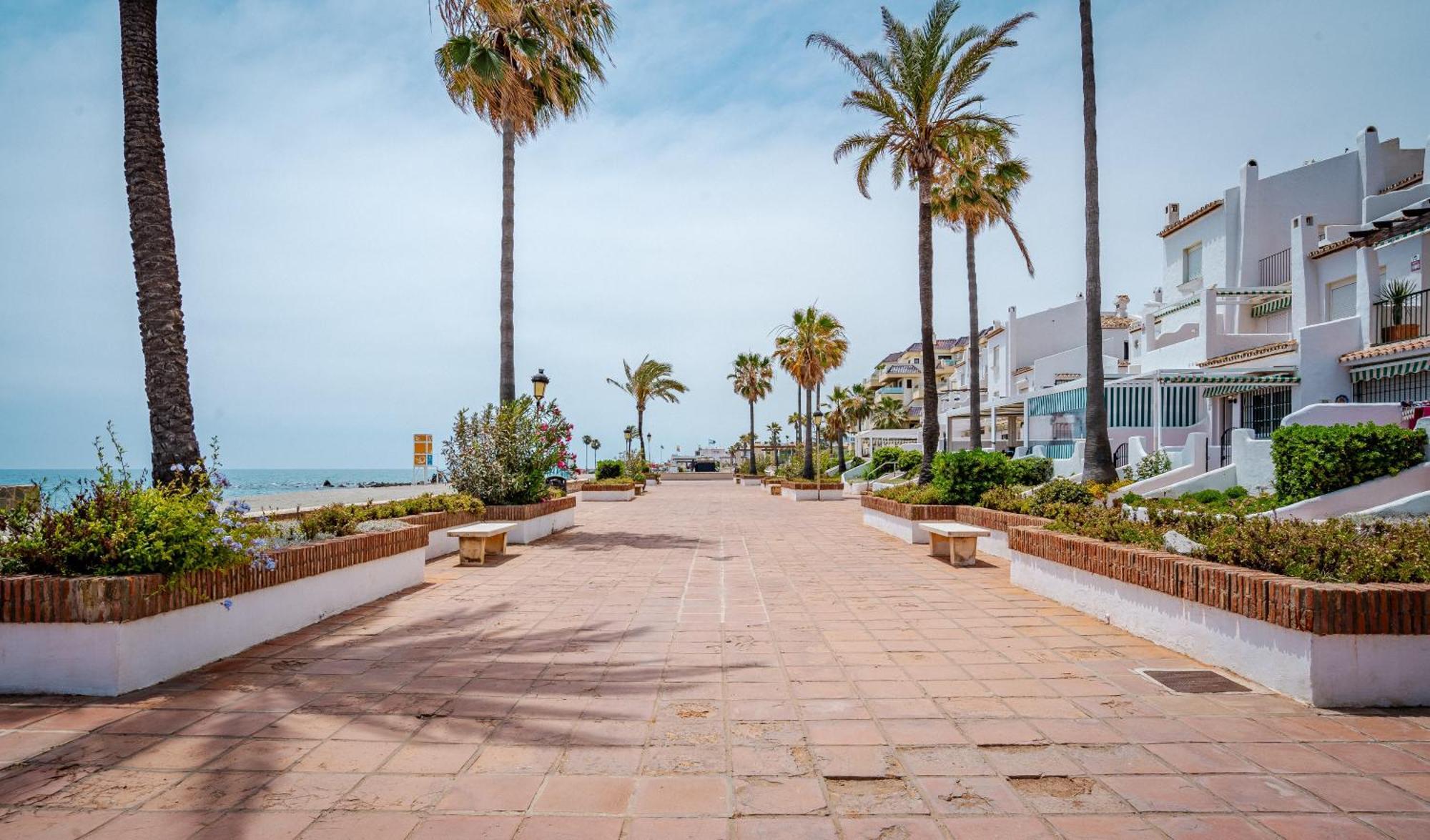 30 Beachhouse 15m Sea Duquesa Andalucia
