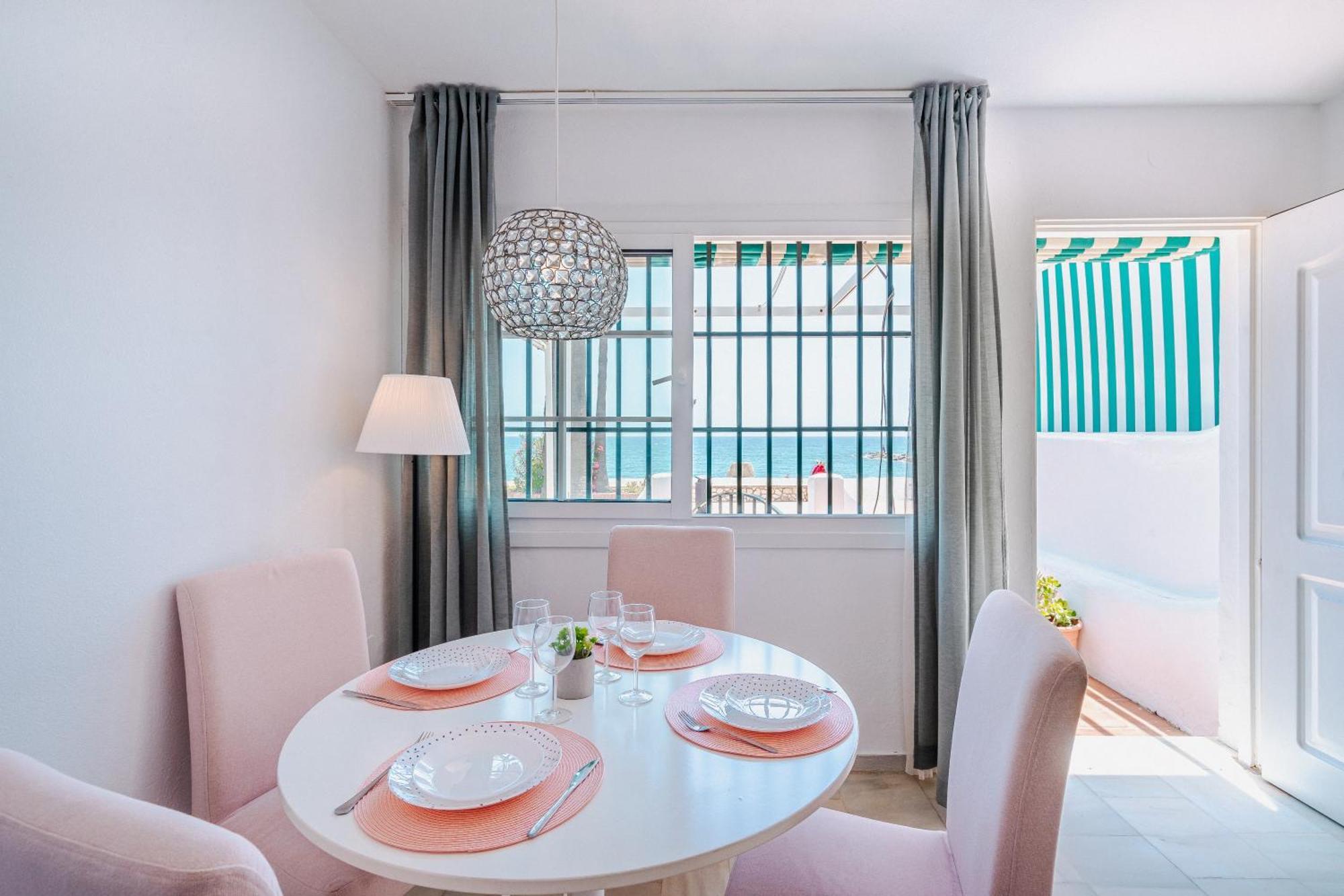 Apartment 30 Beachhouse 15m Sea Duquesa Andalucia
