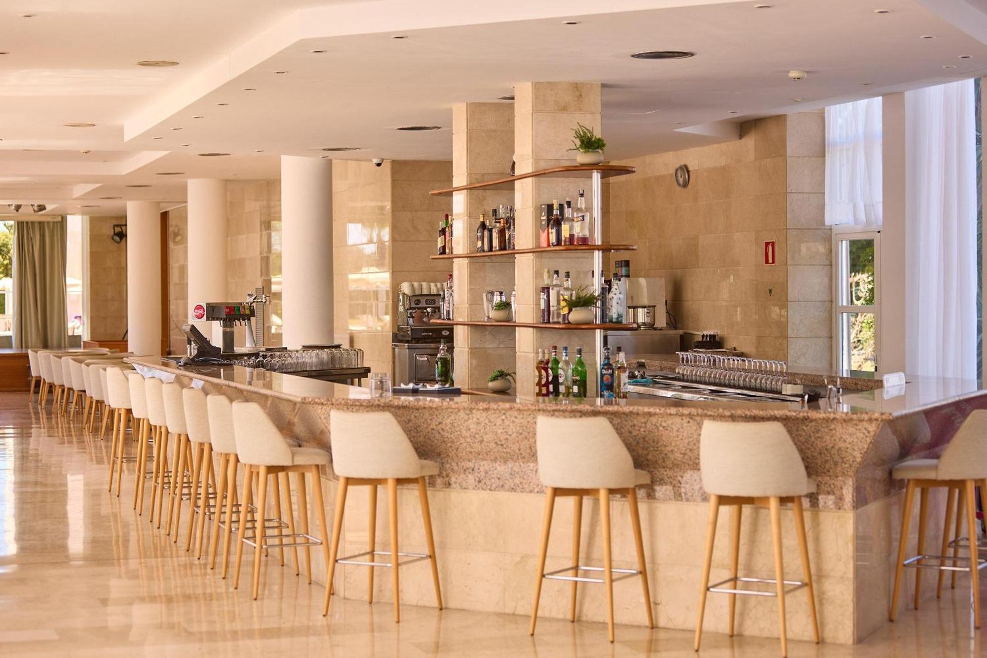 Zafiro Alzinar Mar Adults Only - Refurbished 2025 Apartment Can Picafort (Mallorca)