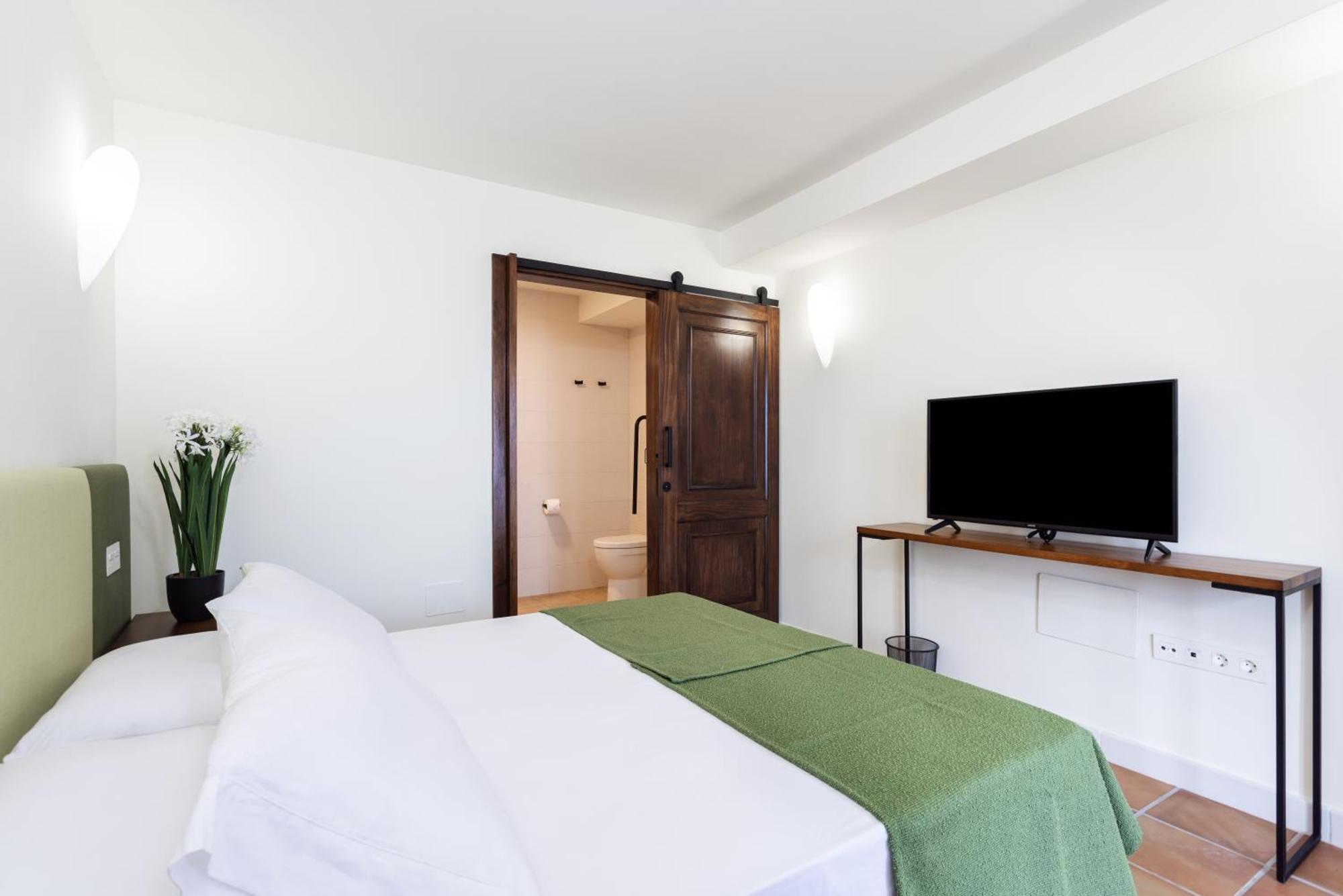 Alta Montaña Hotel 3*
