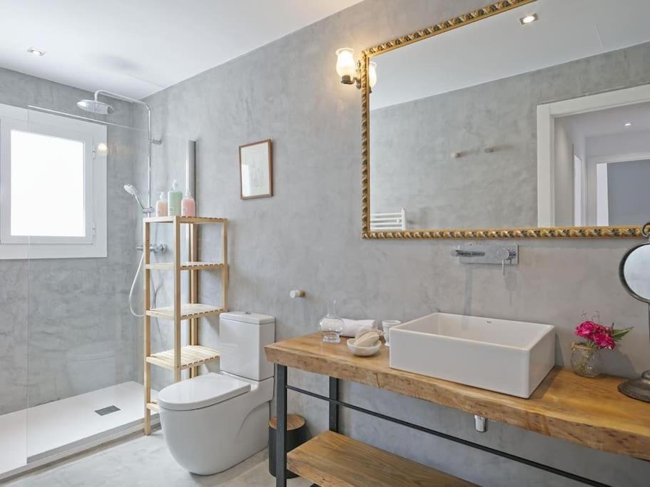 Exclusivo A 15 Min De Barcelona Apartamento