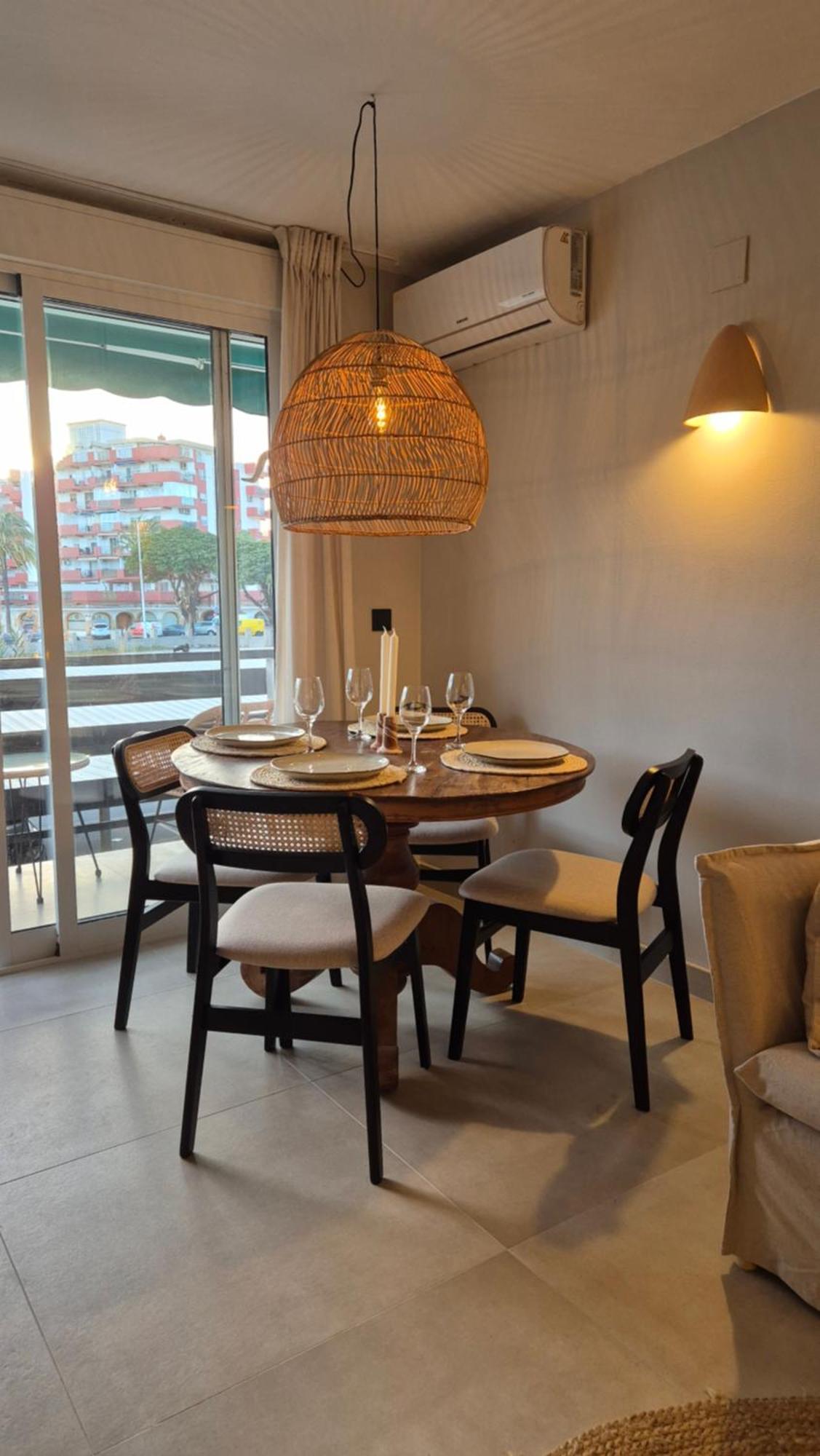 Apartamento La Casita Bonita - 30m From The Arenal - Private Parking Jávea