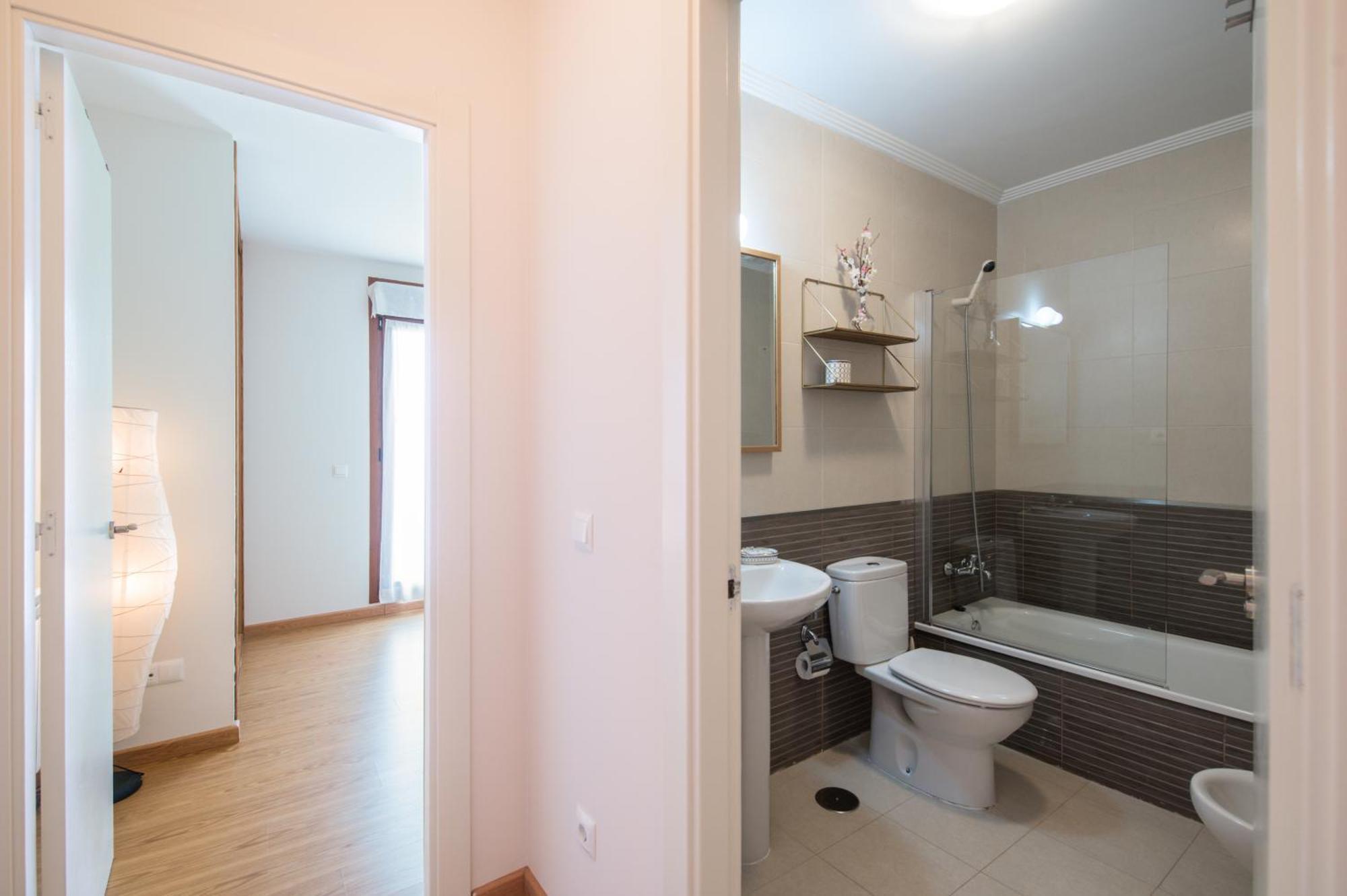 La Ola, Adosado A 900m De La Playa De Poo Holiday home